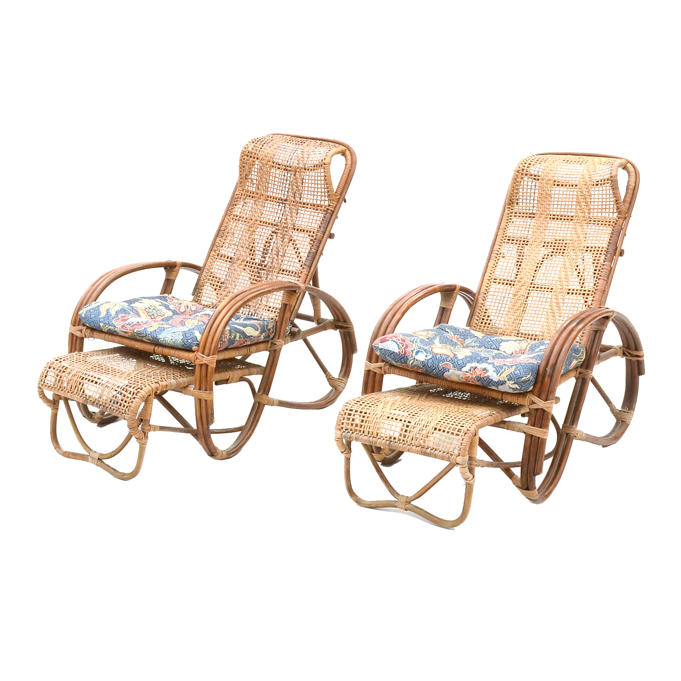 Pair of Wicker Lounge Chairs
