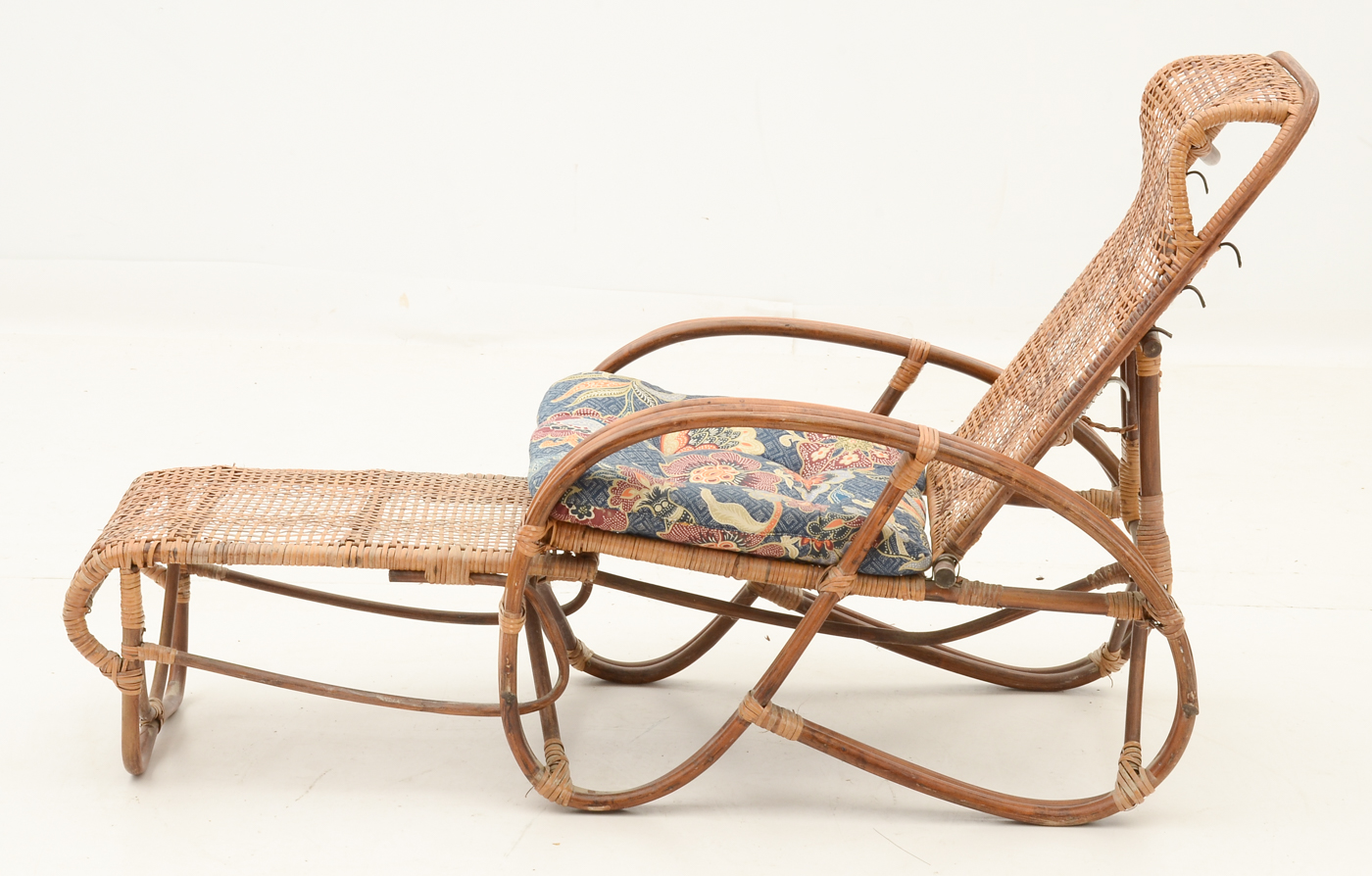 Pair of Wicker Lounge Chairs