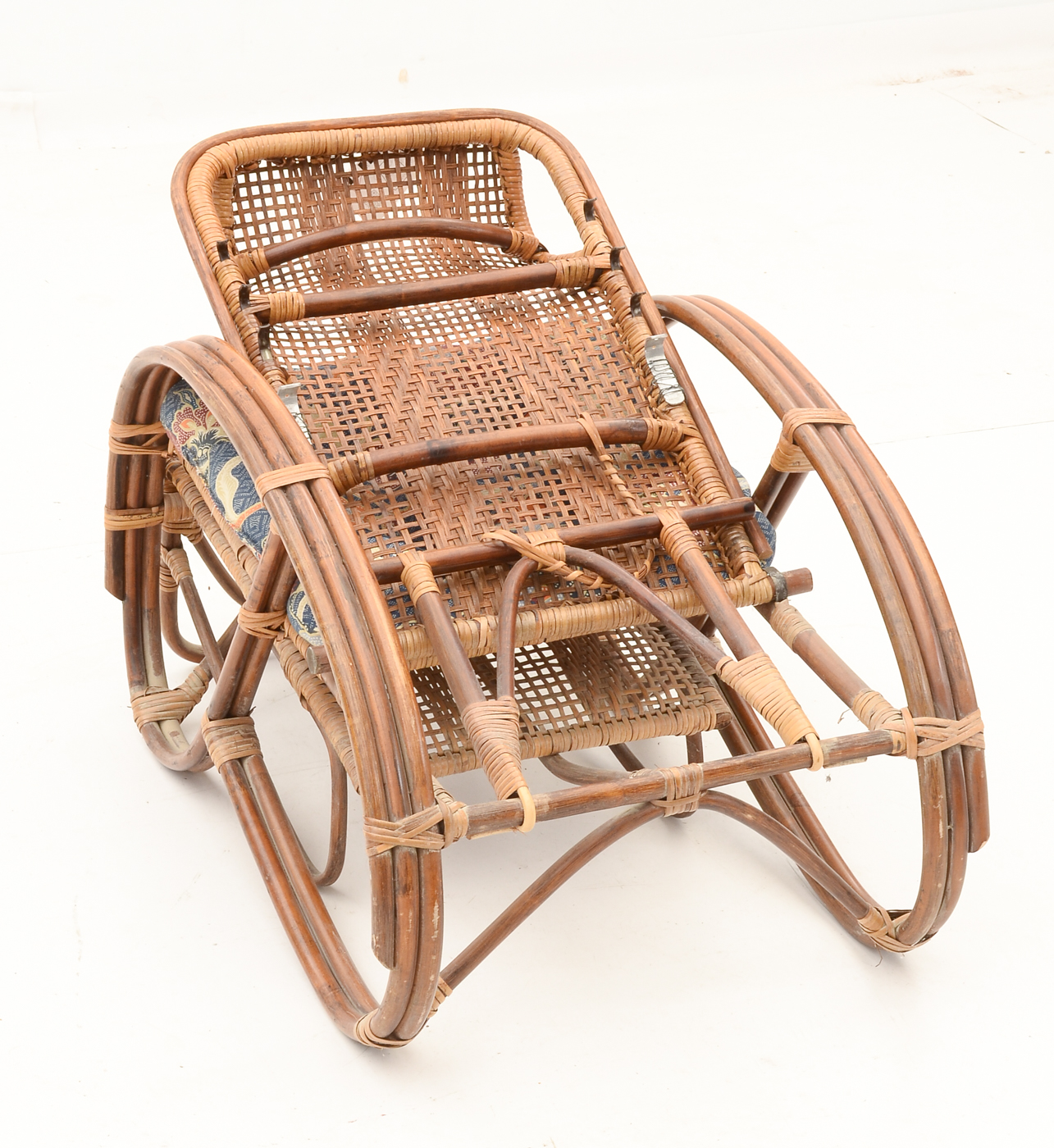 Pair of Wicker Lounge Chairs