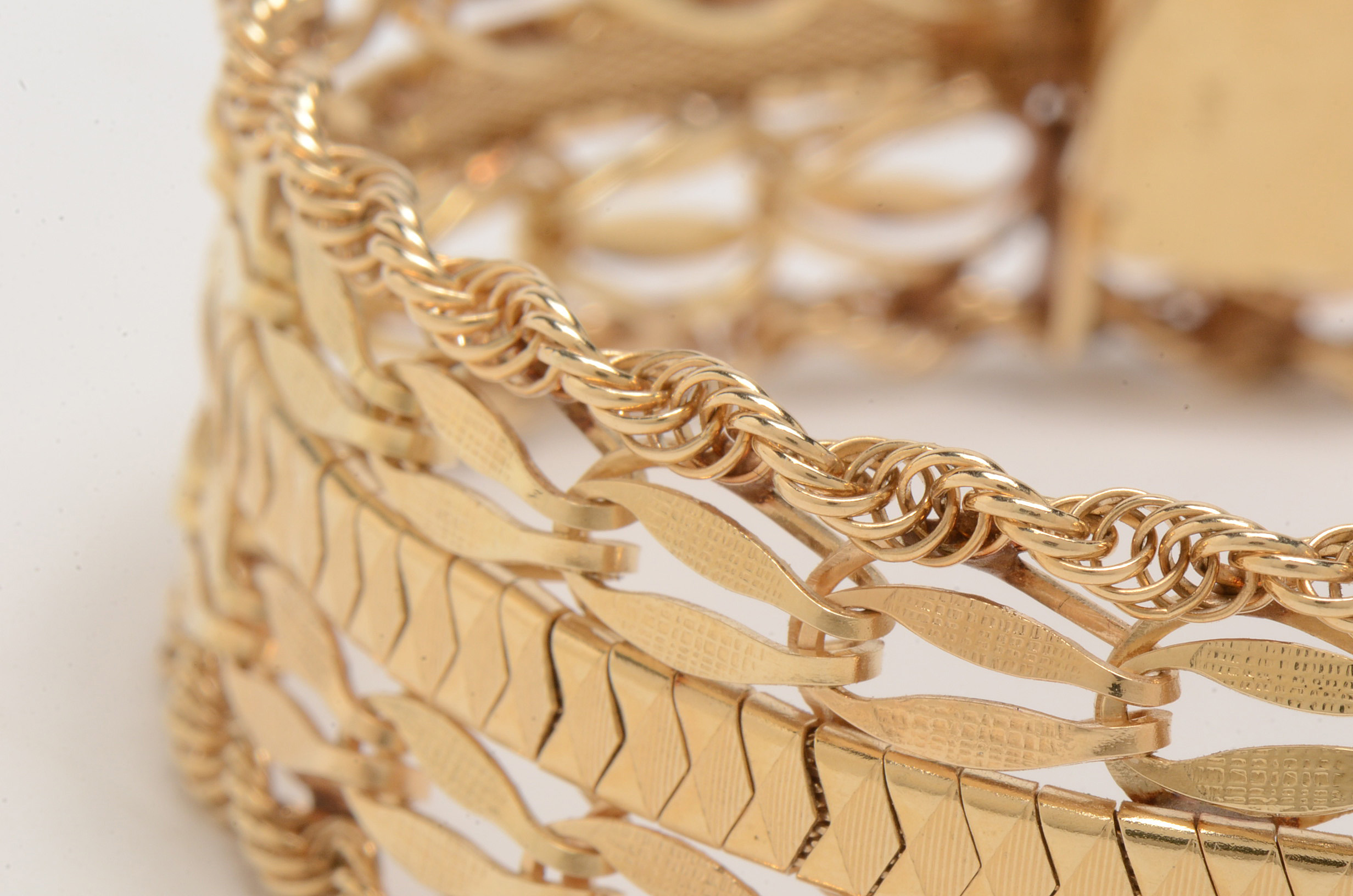 Vintage 14K Yellow Gold Wide Multi Chain Link Bracelet with Box