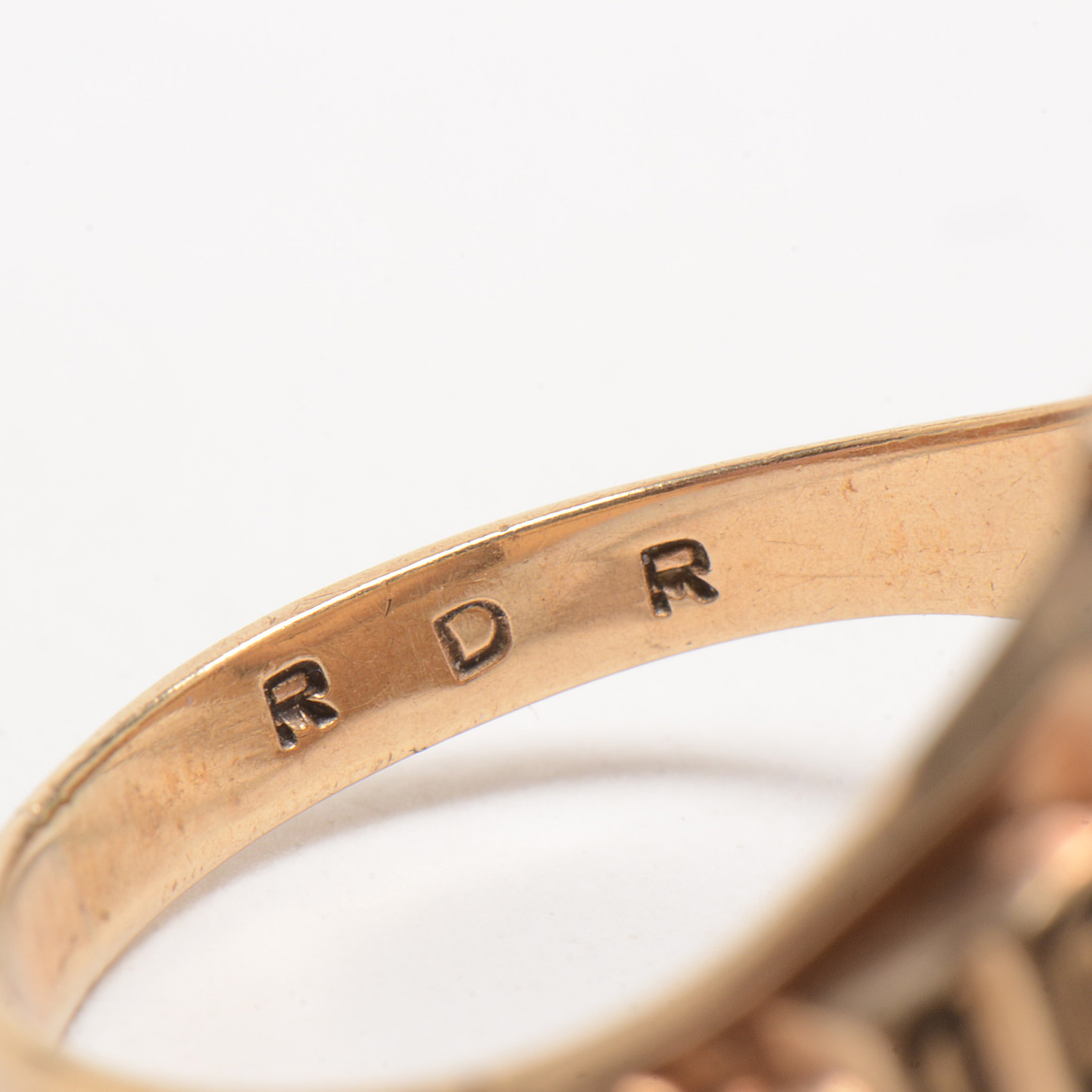 10K Yellow Gold 1945 High School Ring