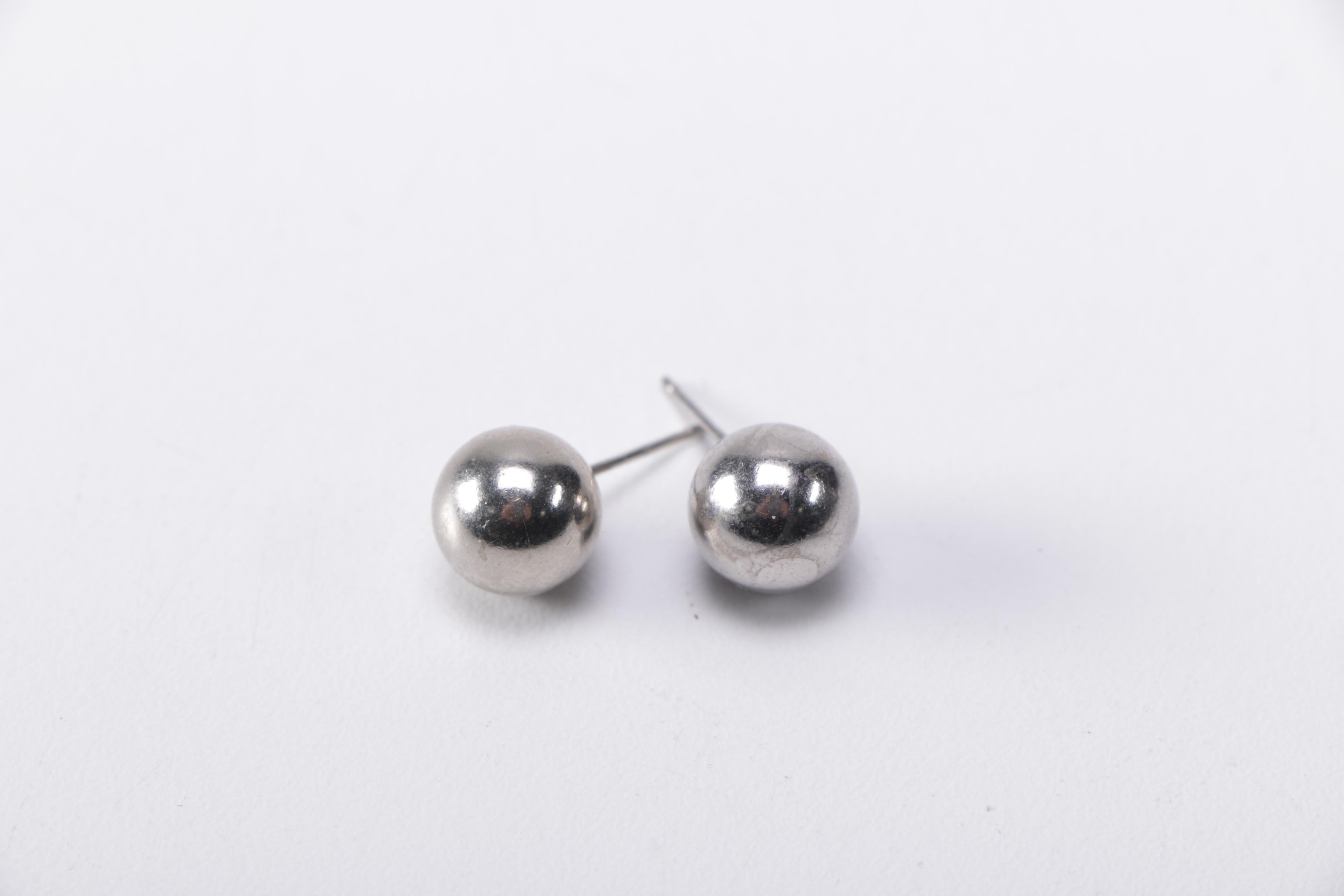 Costume Jewelry Including Dyed Fresh Water Pearl Necklace