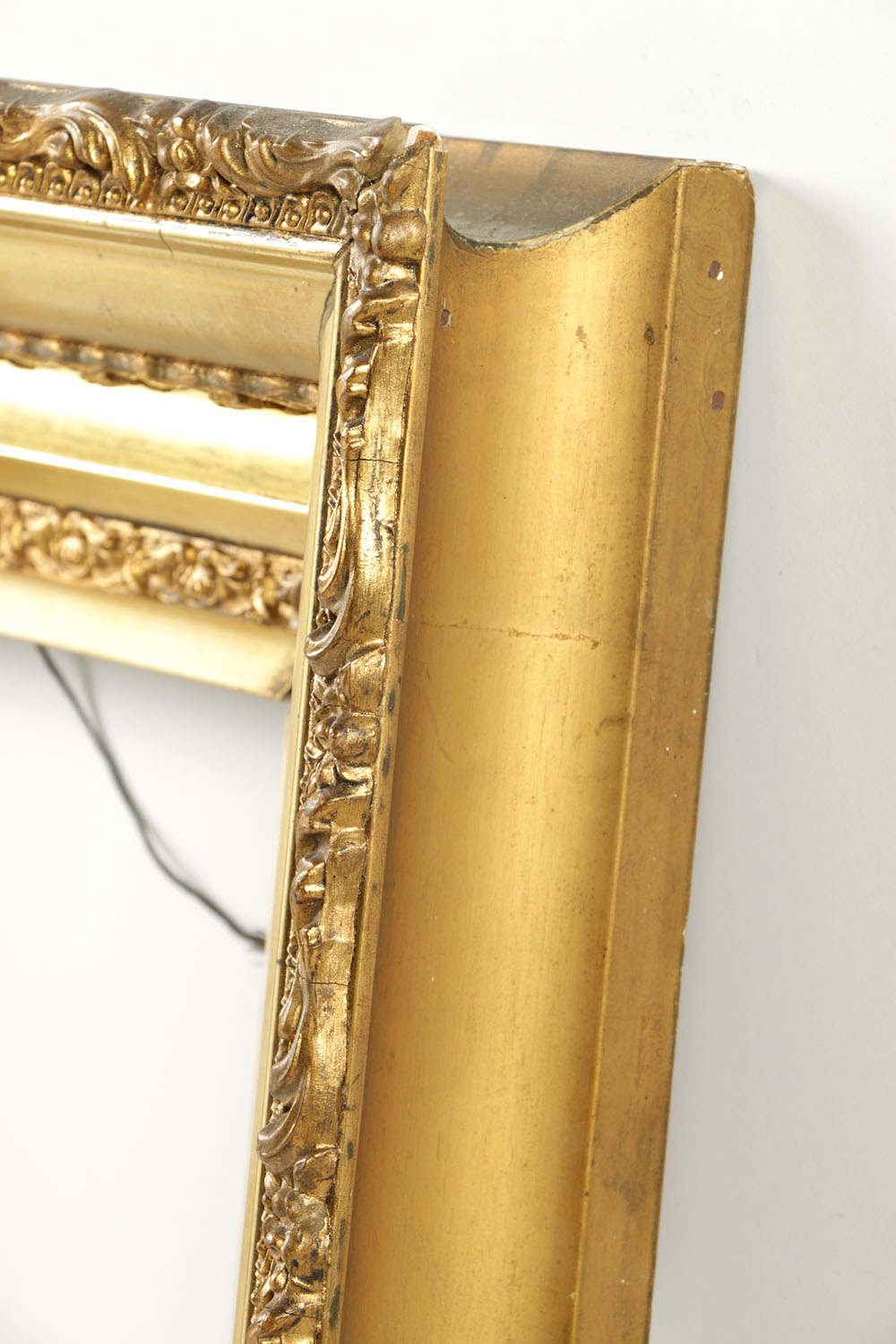 Late 19th-Century Gilt and Gesso Deep Cove Frame