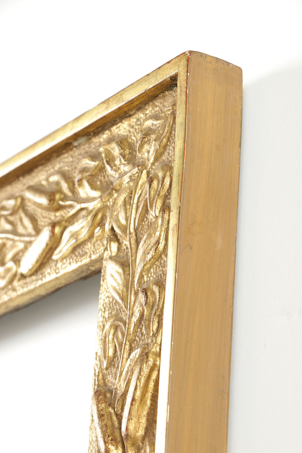 Late 19th-Century Arts and Crafts Gilt and Gesso Frame