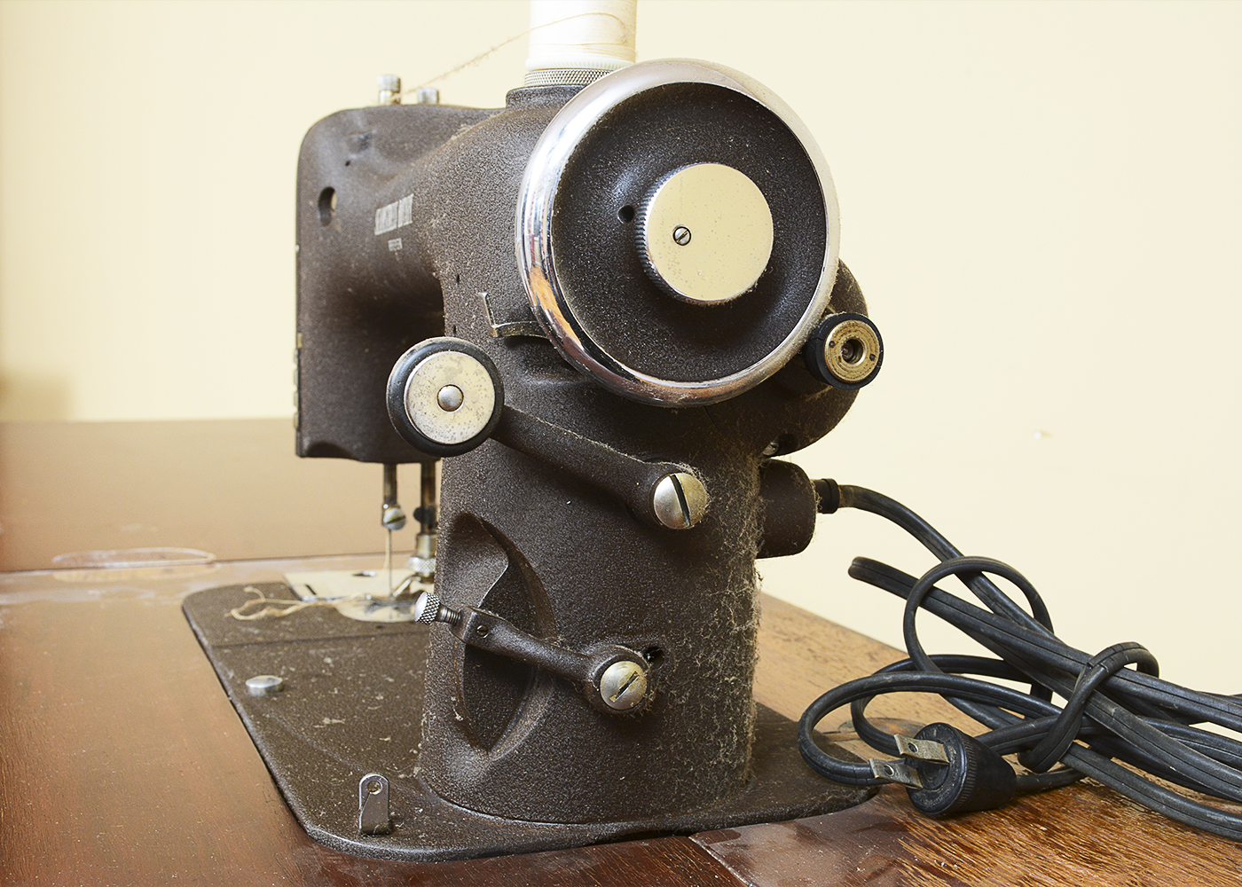 Vintage Seamstress Rotary Sewing Machine and Table