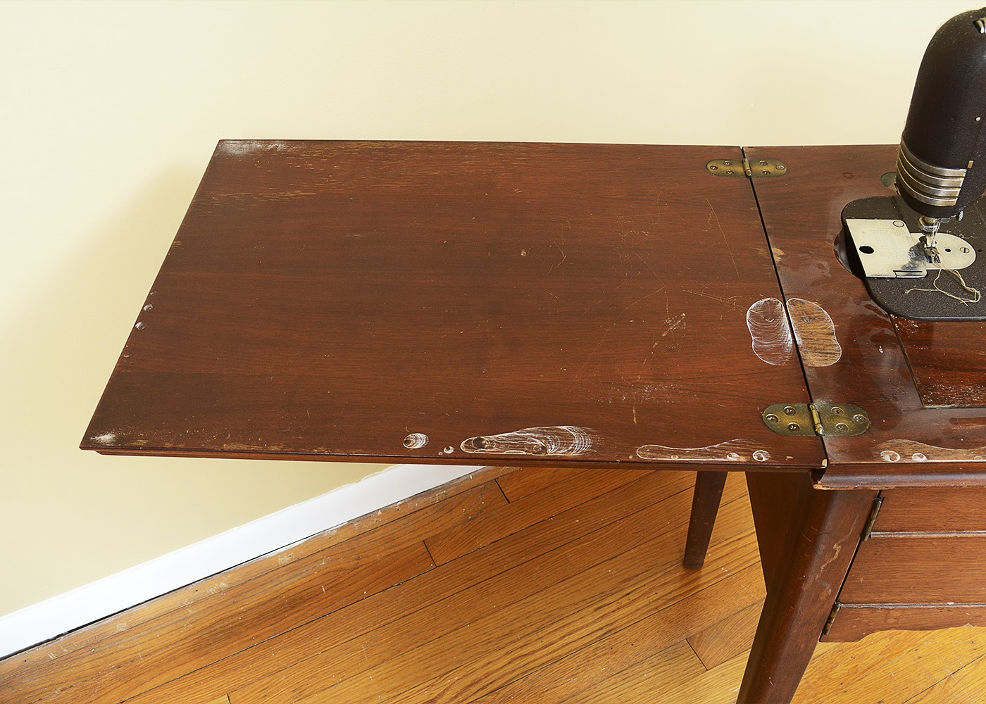 Vintage Seamstress Rotary Sewing Machine and Table