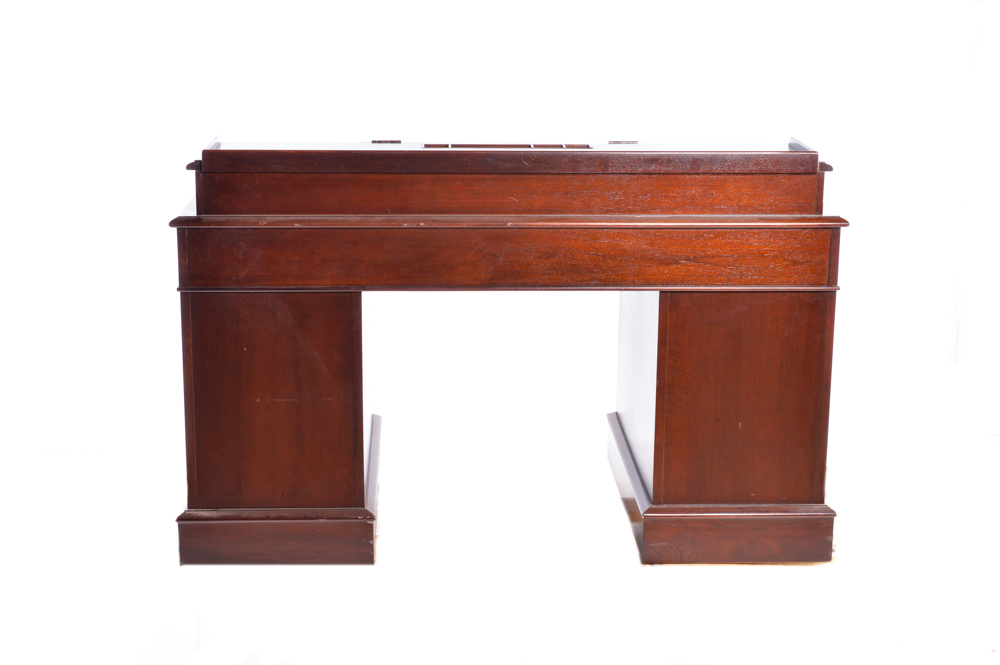 Charles Dickens Replica Desk By Hekman Furniture