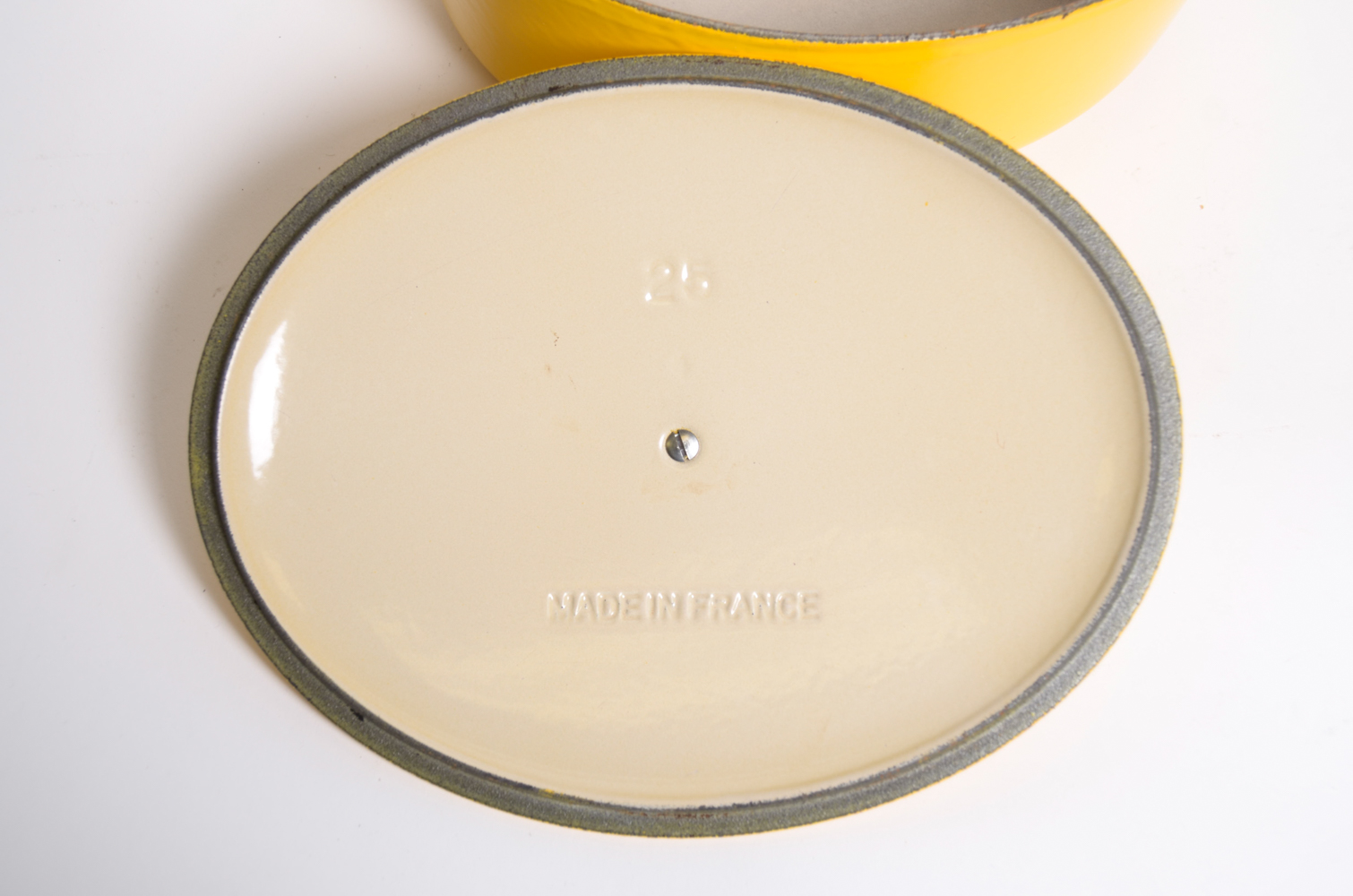 Le Creuset Canary Yellow #25 Dutch Oven