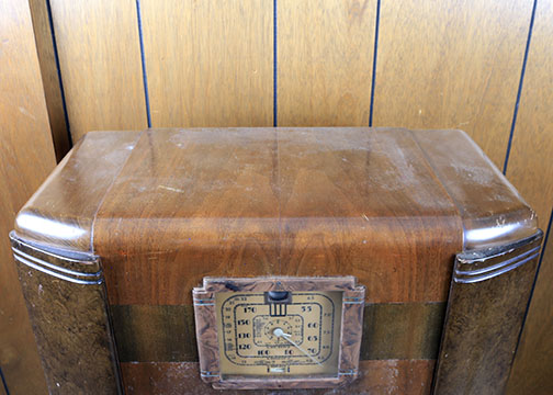 Vintage Shortwave Radio