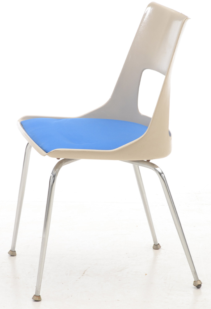 Set of Four Kreuger Fiberglass Chairs with Blue Seat