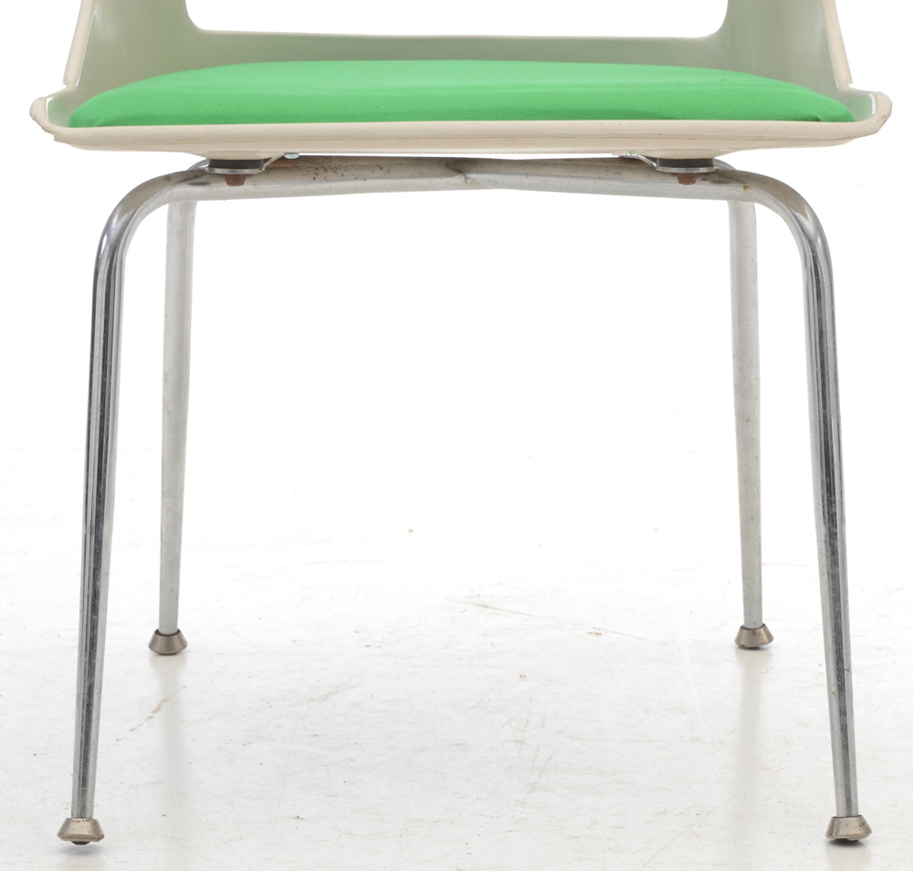 Set of Six Kreuger Fiberglass Chairs with Green Seat