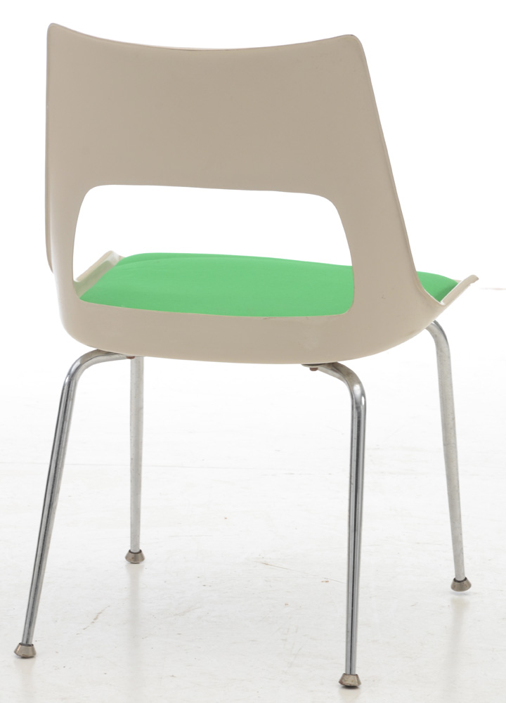 Set of Six Kreuger Fiberglass Chairs with Green Seat