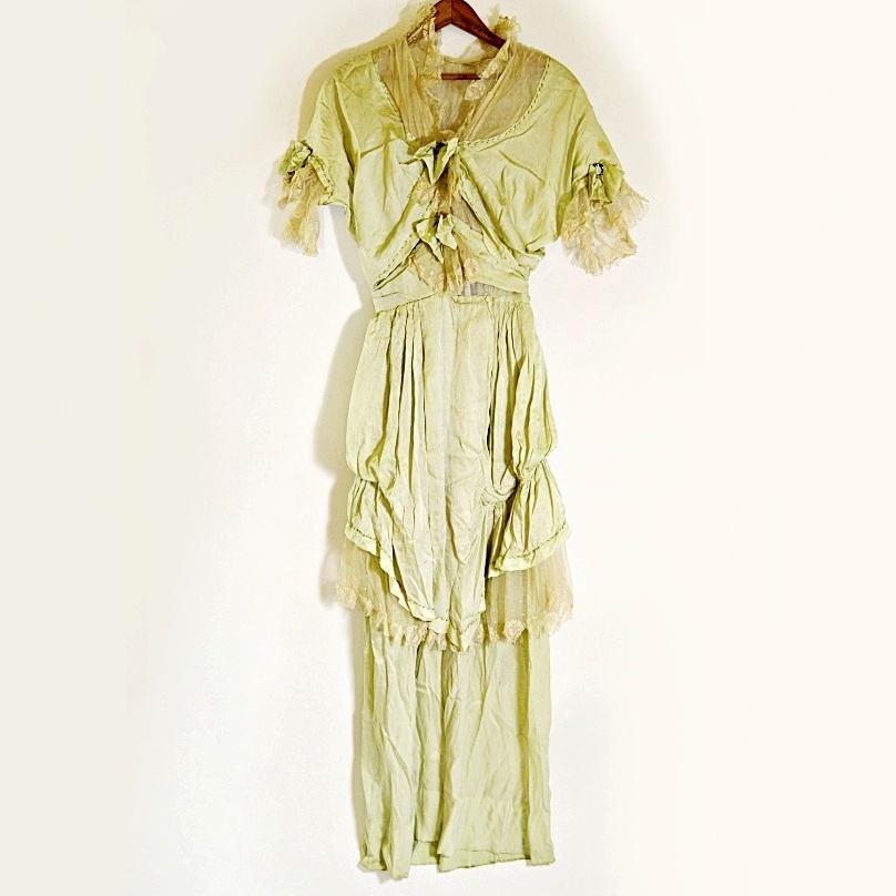 Edwardian Era Green Silk Tea Dress