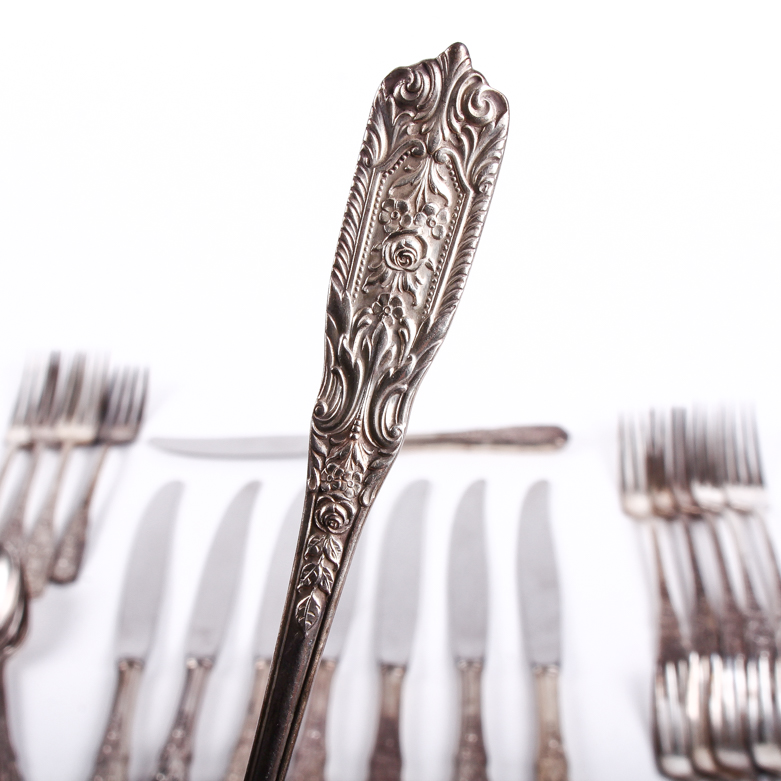 Westmoreland Sterling Silver "Milburn Rose" Flatware