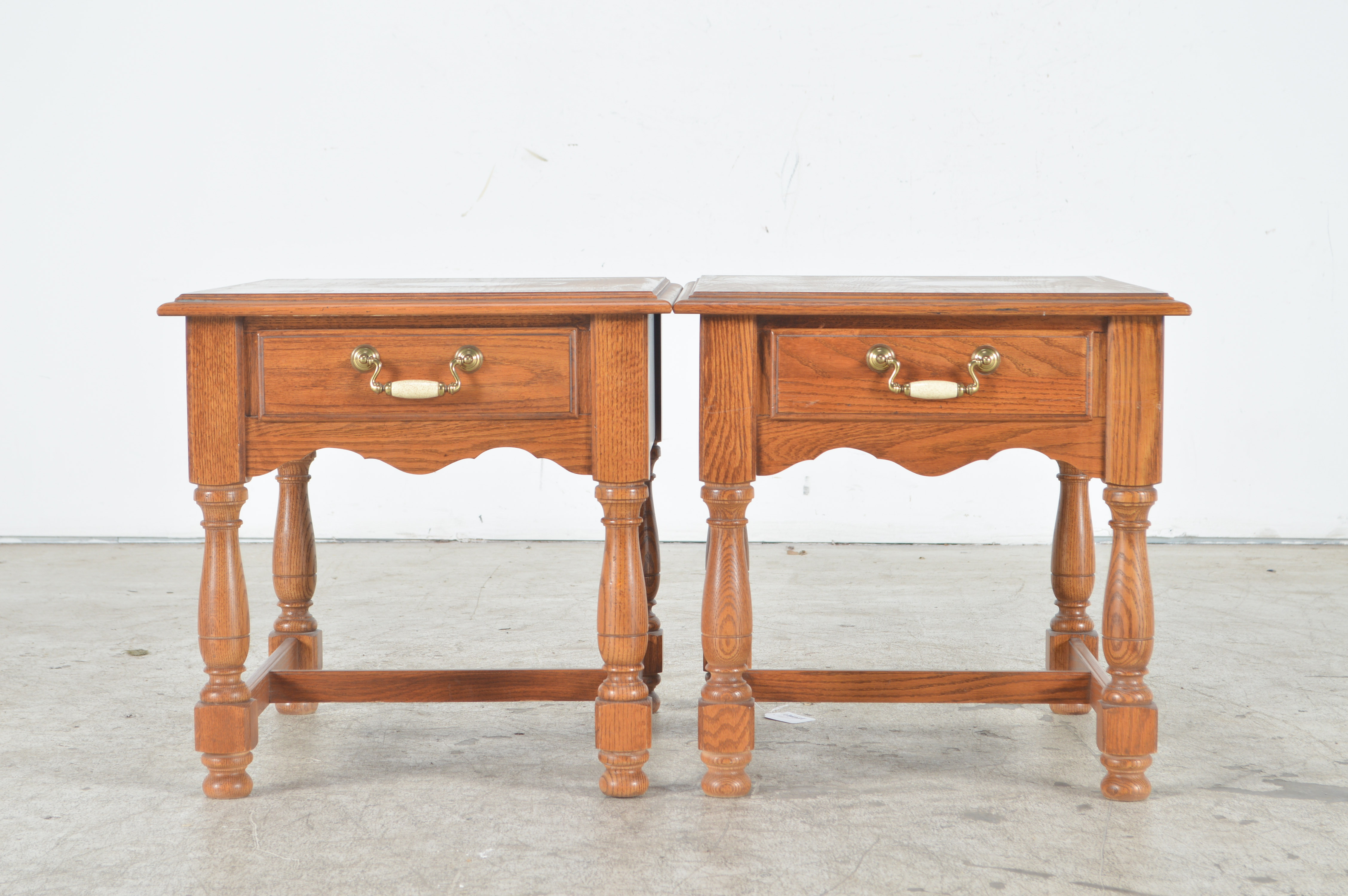 Thomasville Oak End Tables