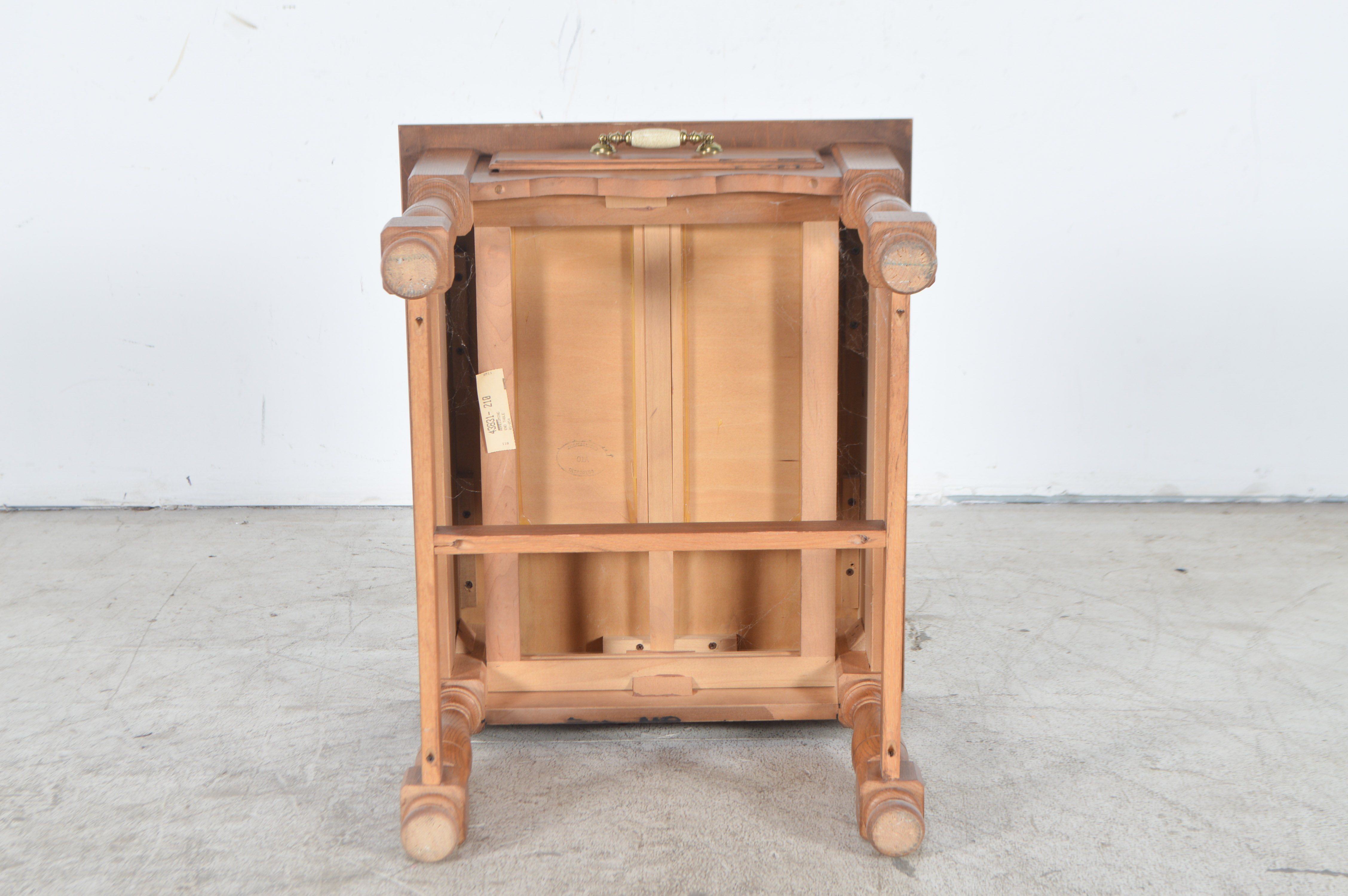 Thomasville Oak End Tables