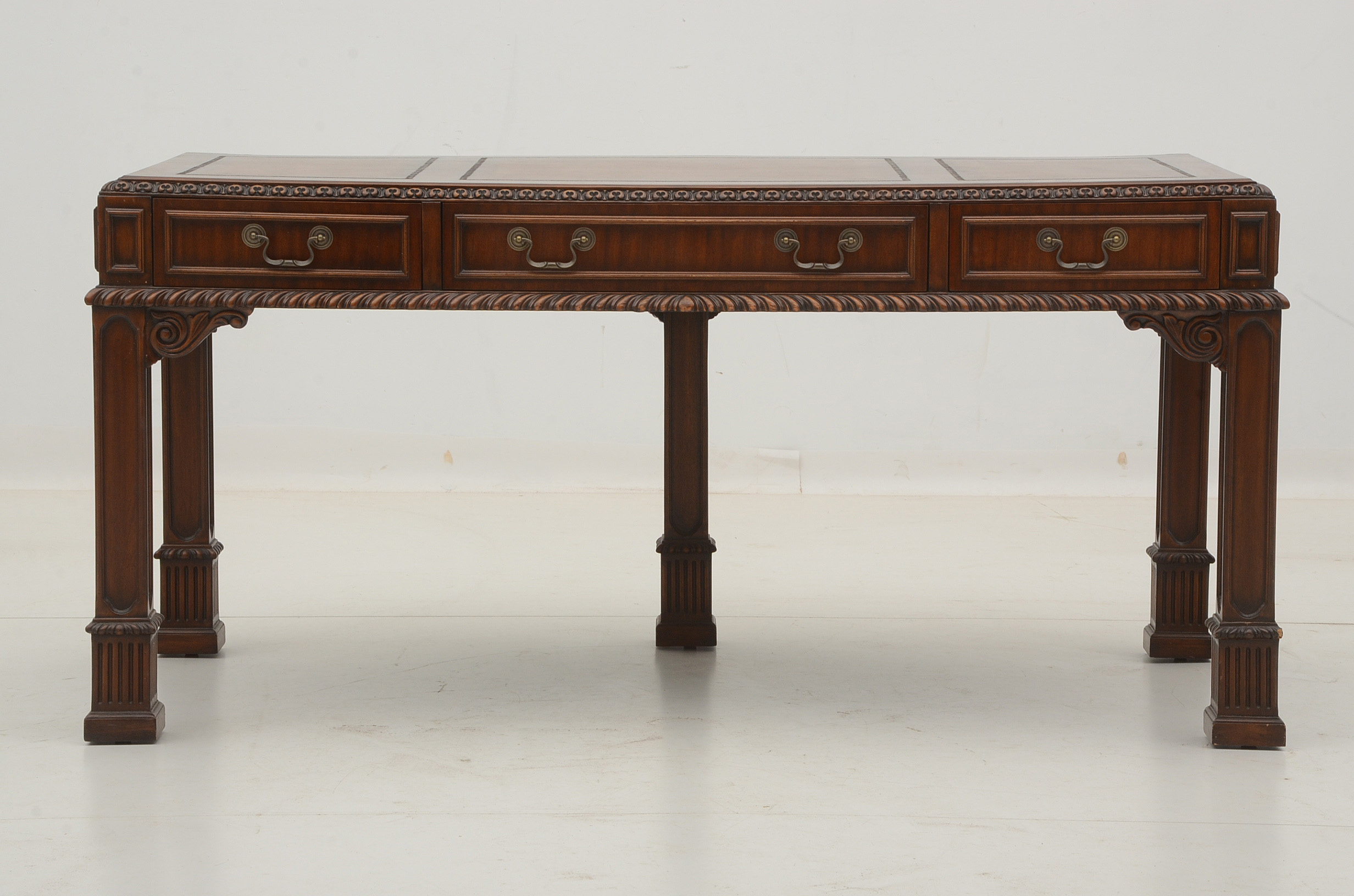 Sligh Carved Mahogany Georgian Style Desk