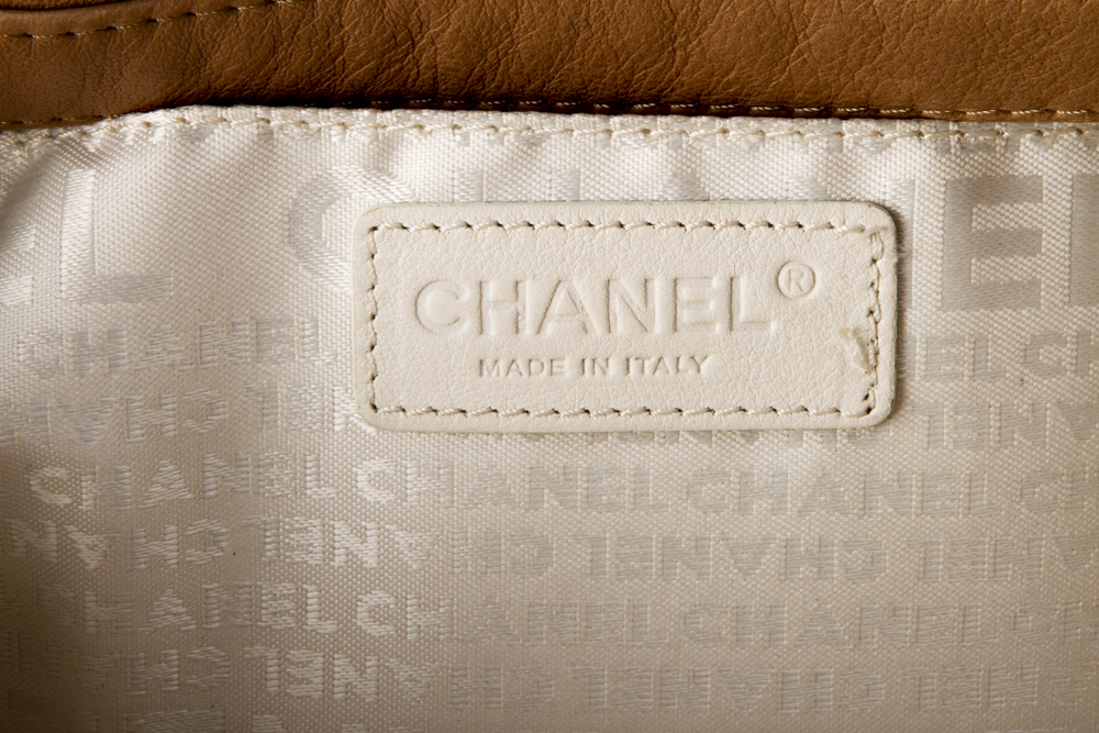 Chanel Rabbit Fur and Pleated Leather CC Logo Shoulder Bag