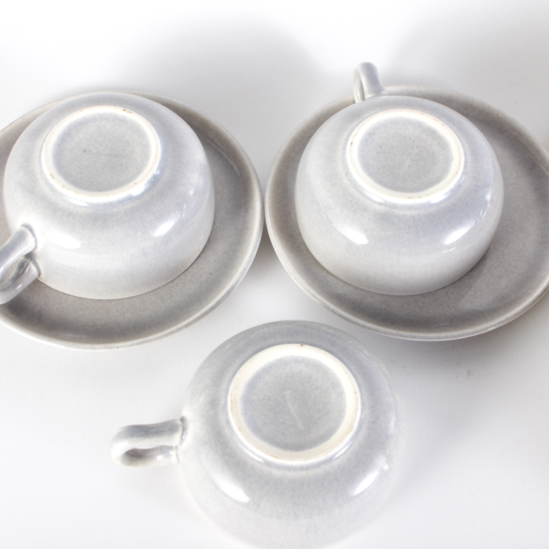 Set of Russel Wright Ceramic Dishware