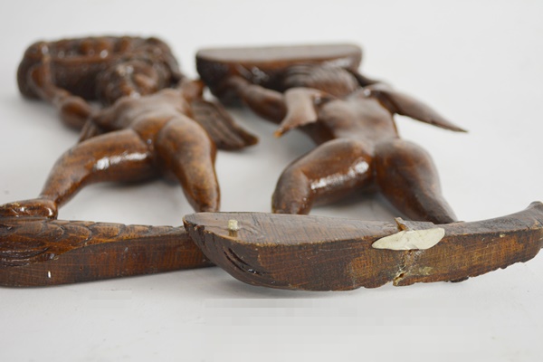 Two Carved Cherub Wood Wall Hanging