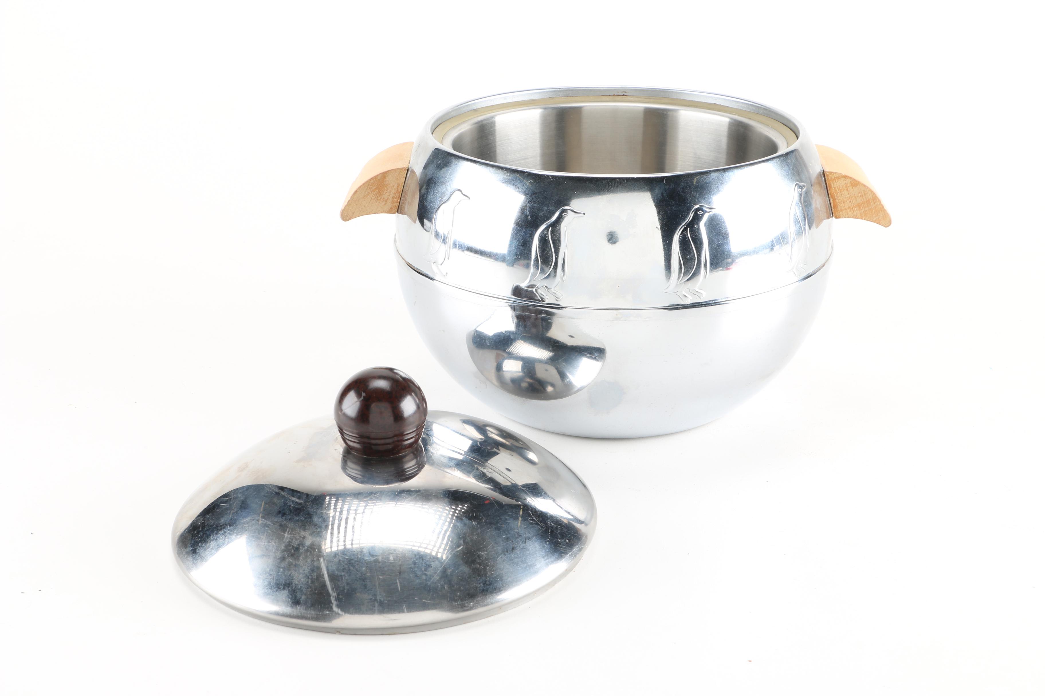 Art Deco Style West Bend Penguin Co Ice Bucket With Bakelite Style Knob