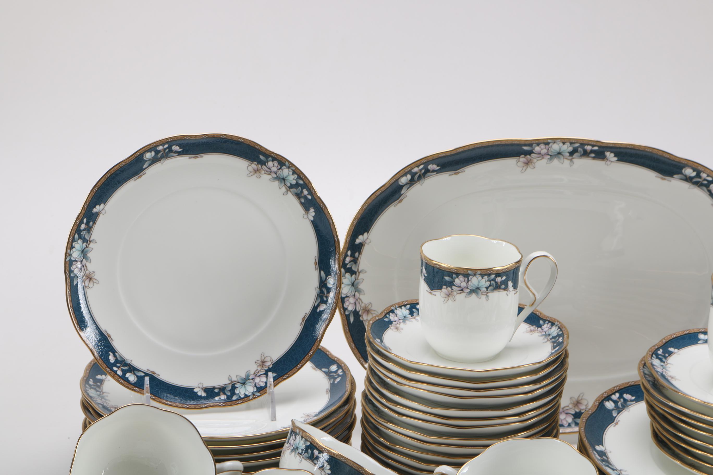 Noritake "Sandhurst" China Tableware Set