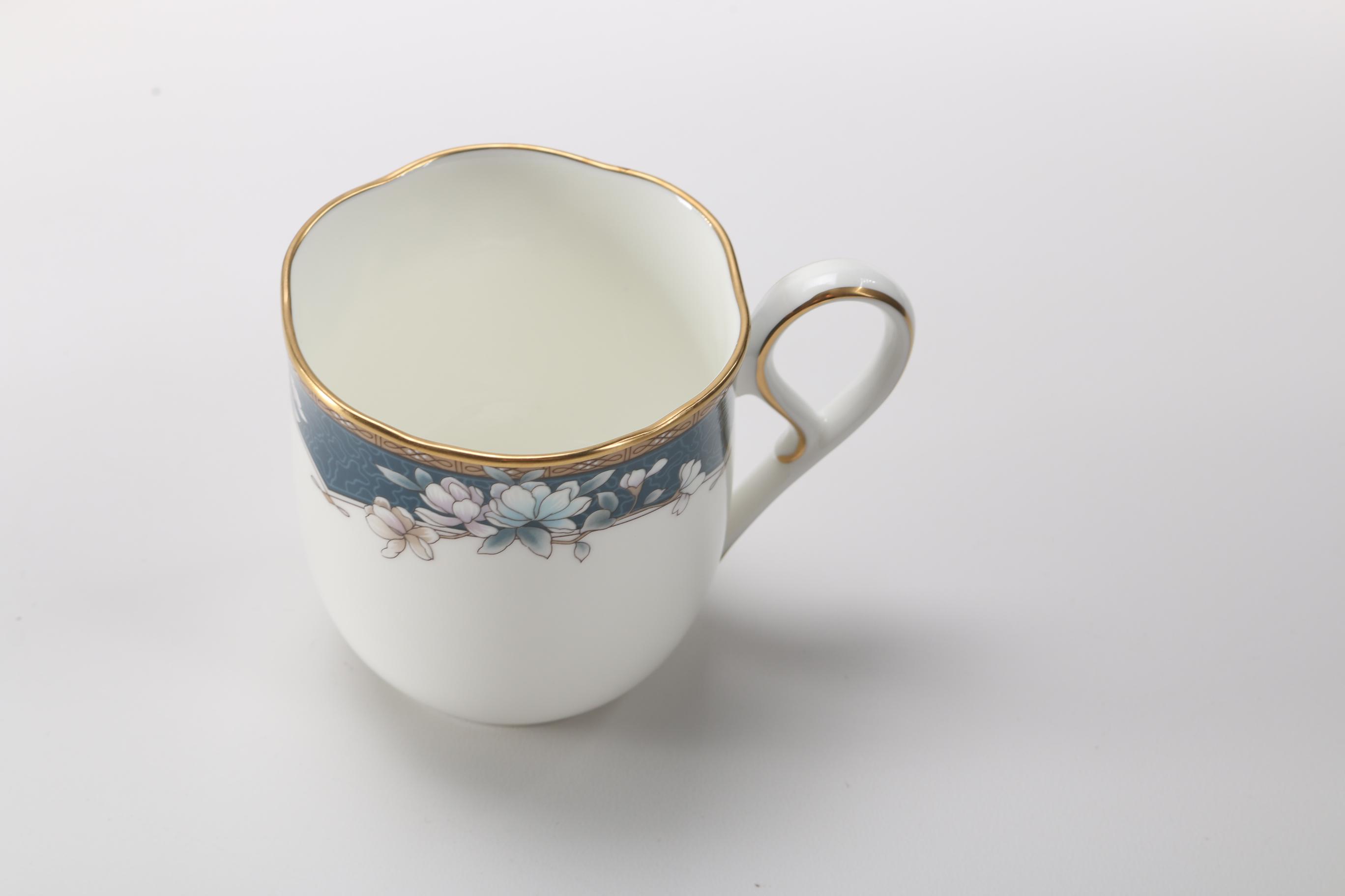 Noritake "Sandhurst" China Tableware Set