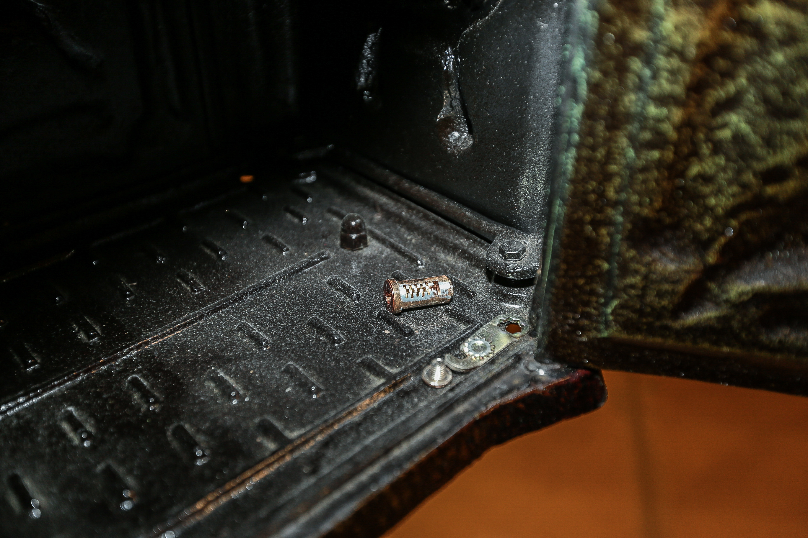 Vintage U.S. Mail Box