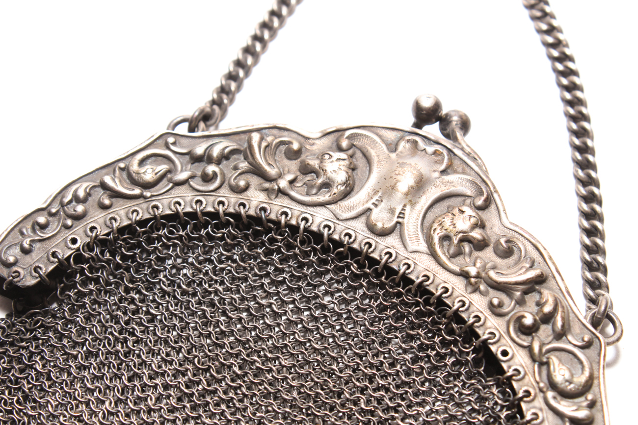 Victorian Chainmail Finger Ring Purse With Sterling Silver Frame