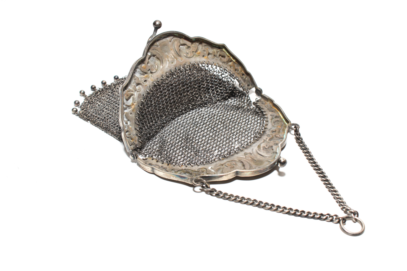 Victorian Chainmail Finger Ring Purse With Sterling Silver Frame