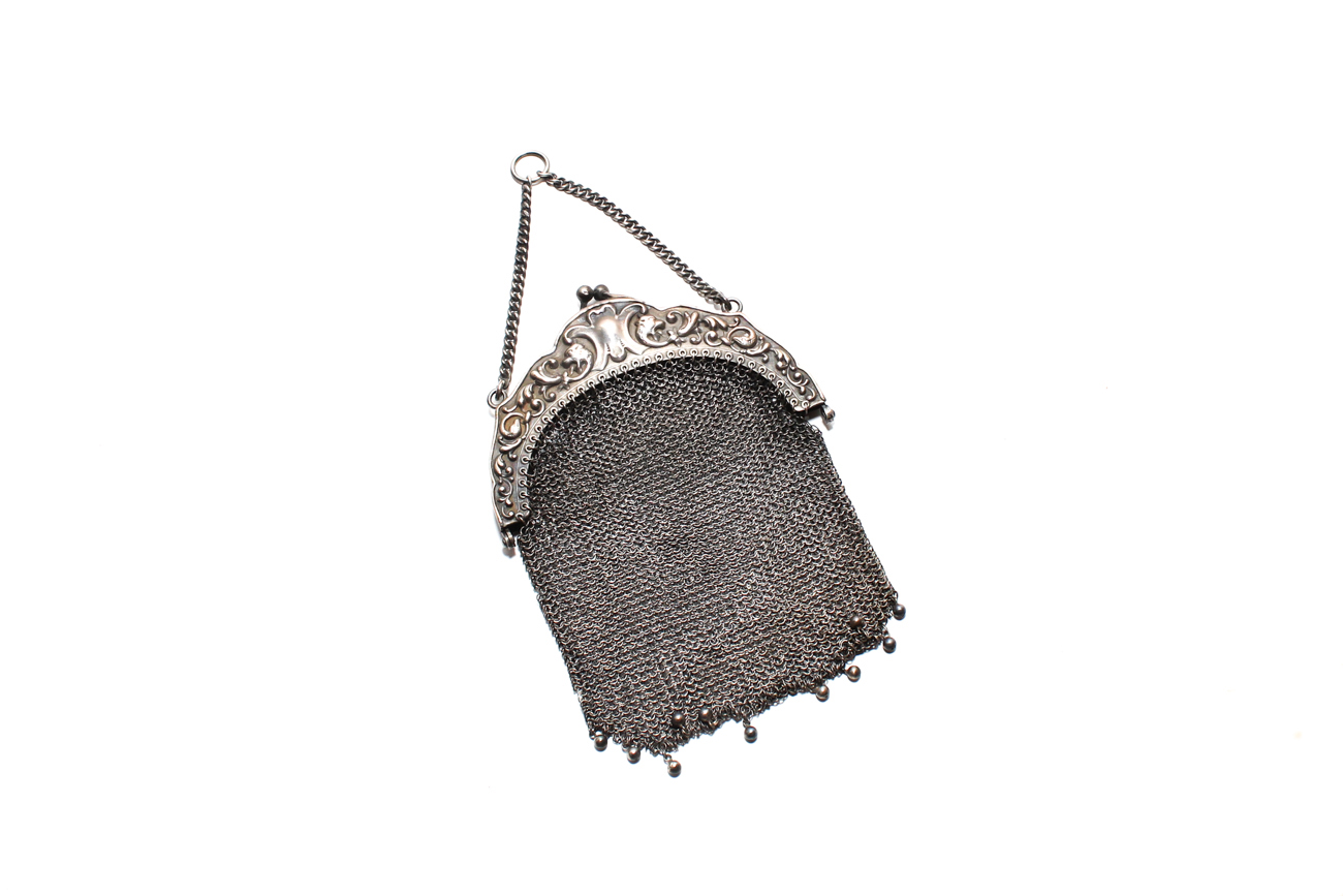 Victorian Chainmail Finger Ring Purse With Sterling Silver Frame