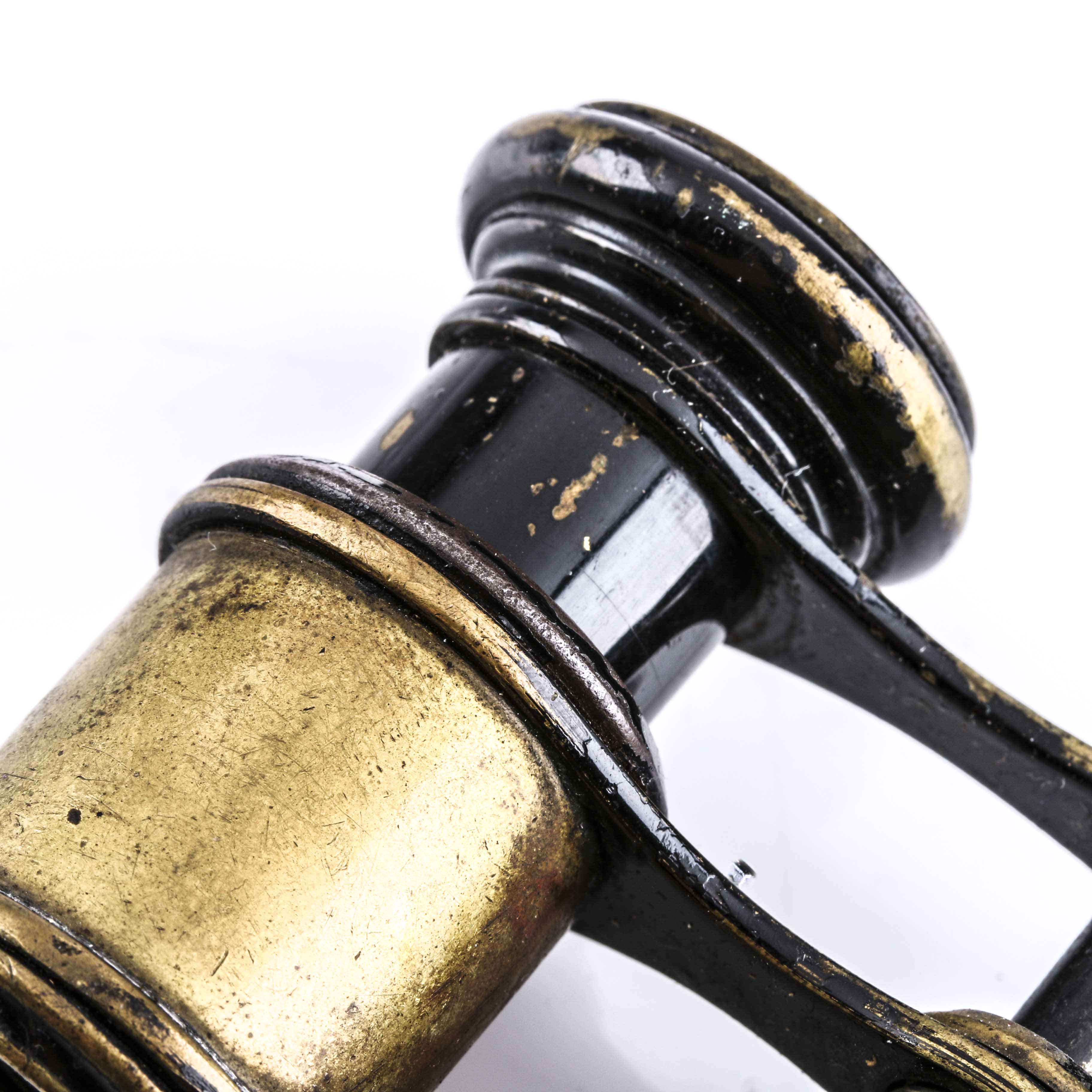 Pair of R.T. Reuer Binoculars from Berlin