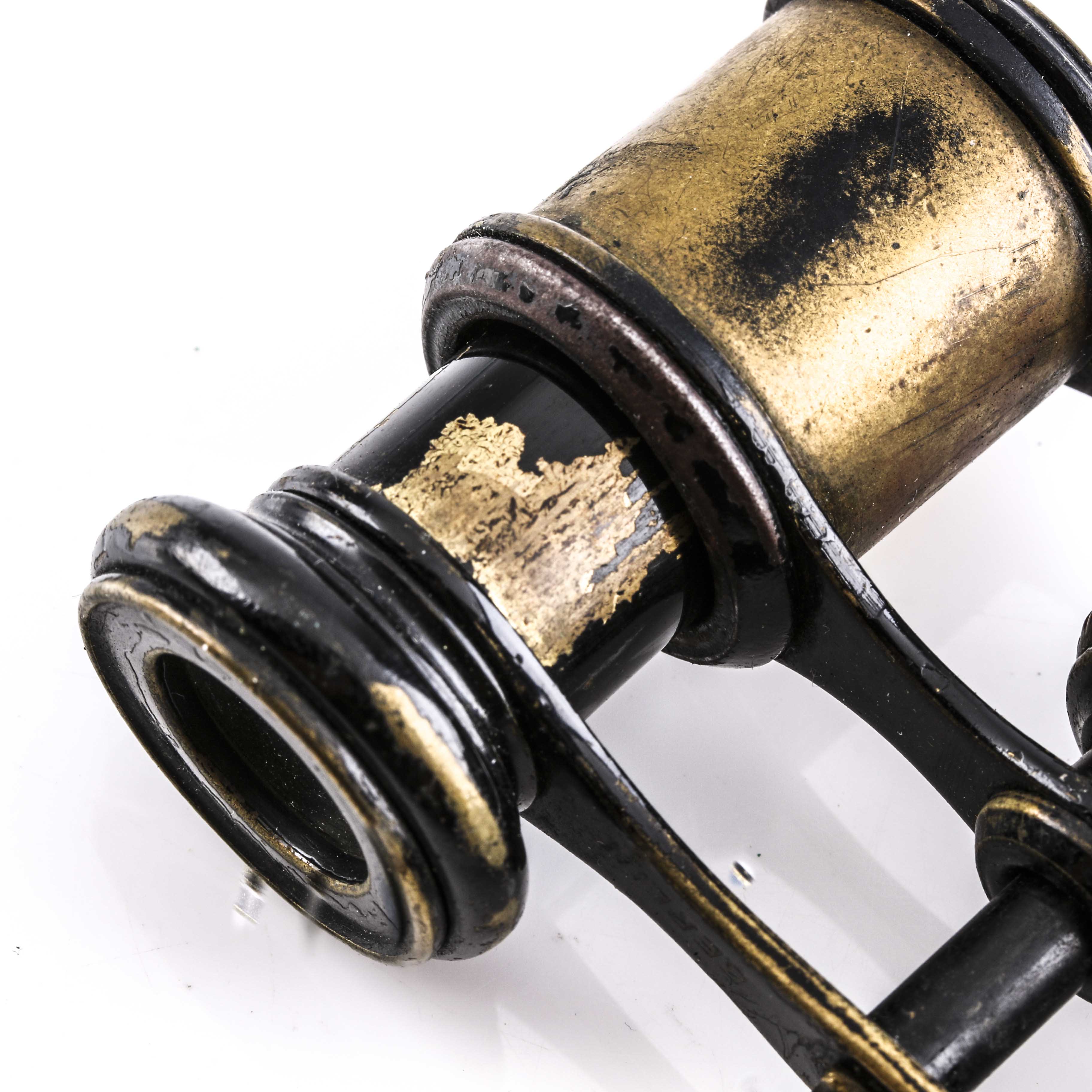 Pair of R.T. Reuer Binoculars from Berlin