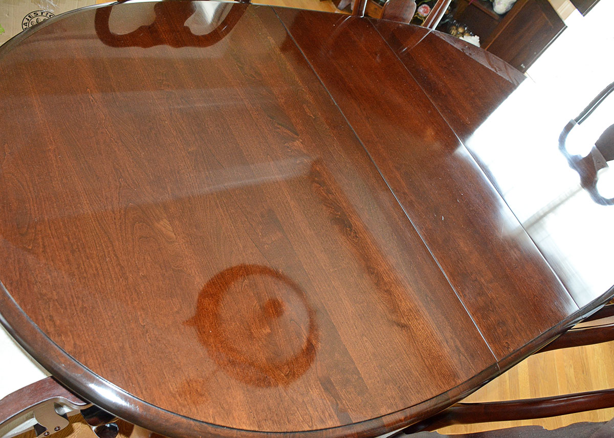 Queen Anne Style Dining Table and Chairs by Kincaid