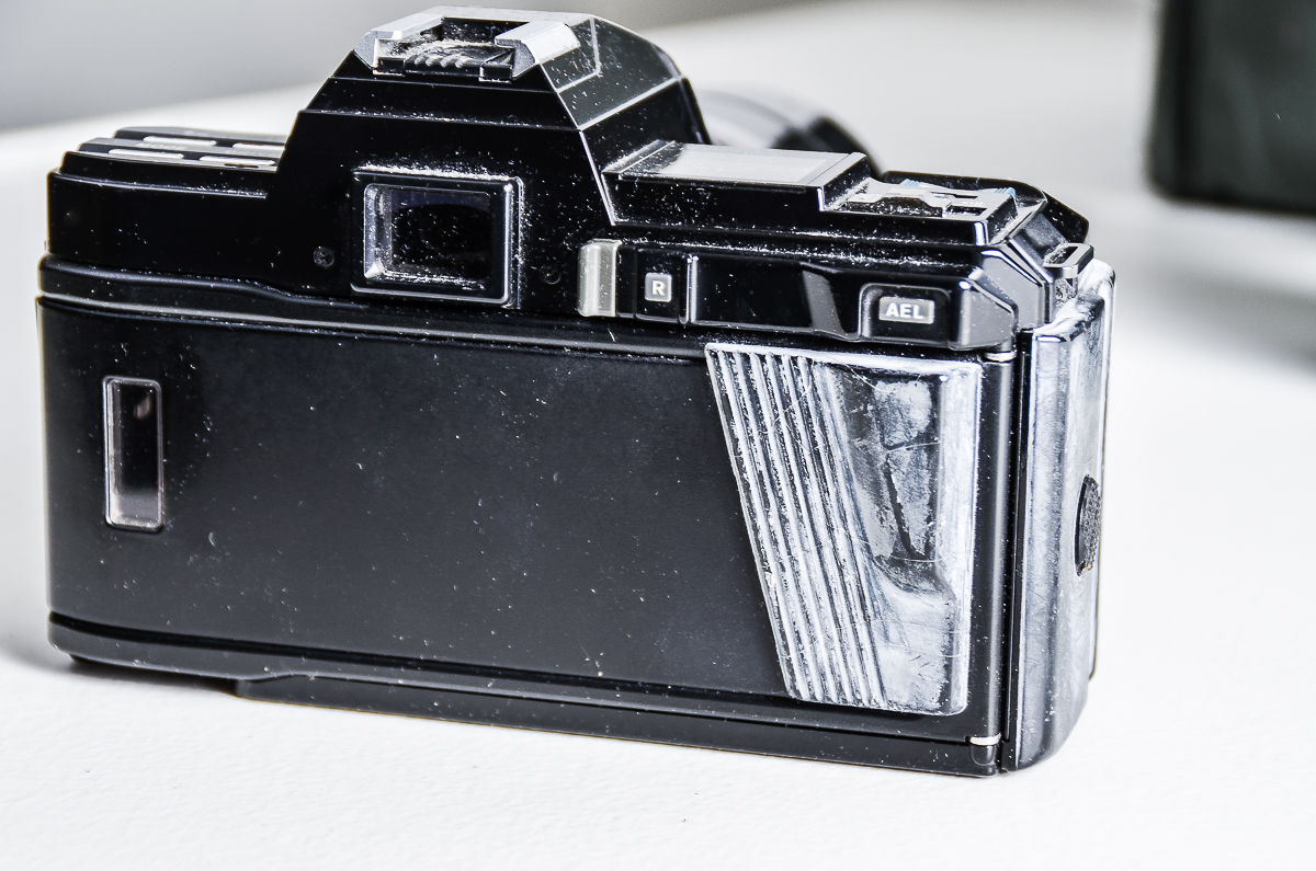 Minolta Maxxum 7000 Camera and Accessories