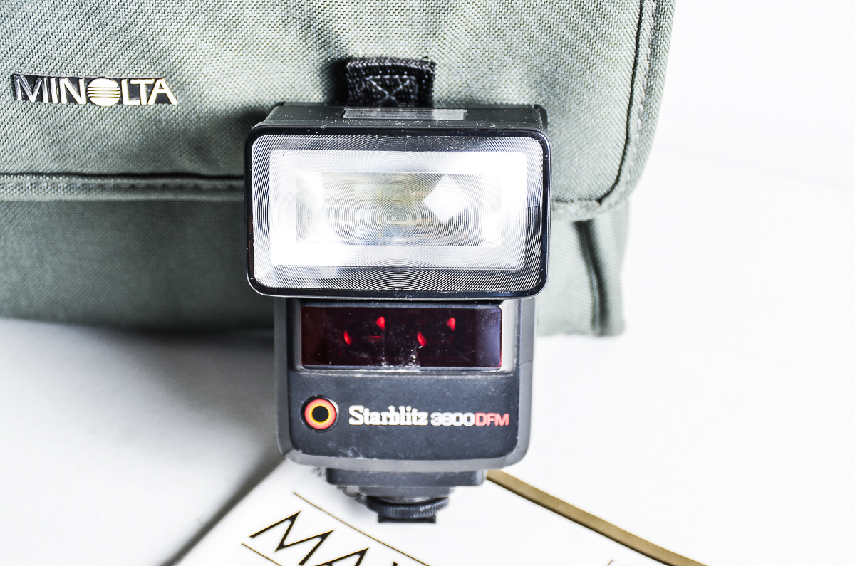 Minolta Maxxum 7000 Camera and Accessories