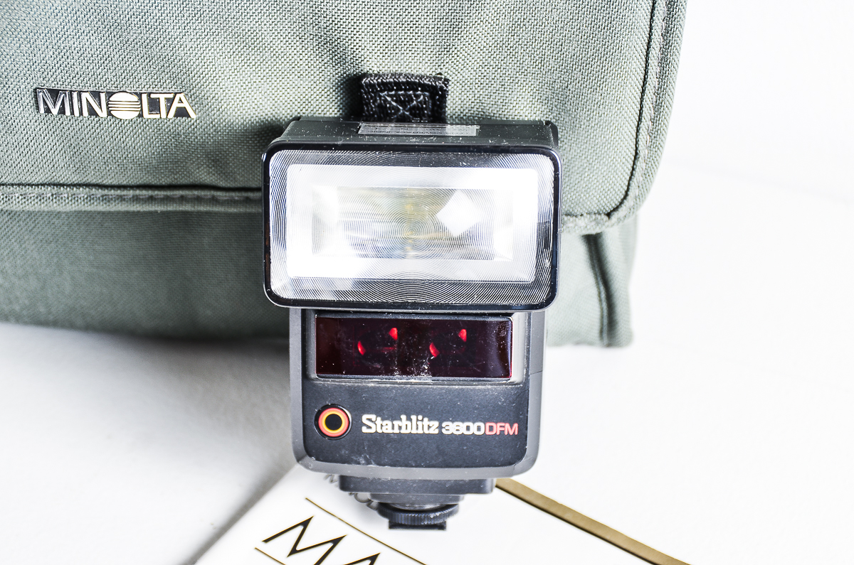Minolta Maxxum 7000 Camera and Accessories