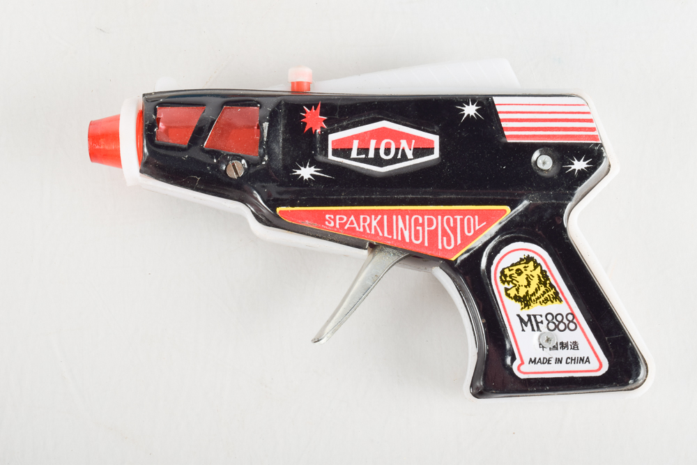 Vintage "Ray Guns" by Razer and Lion