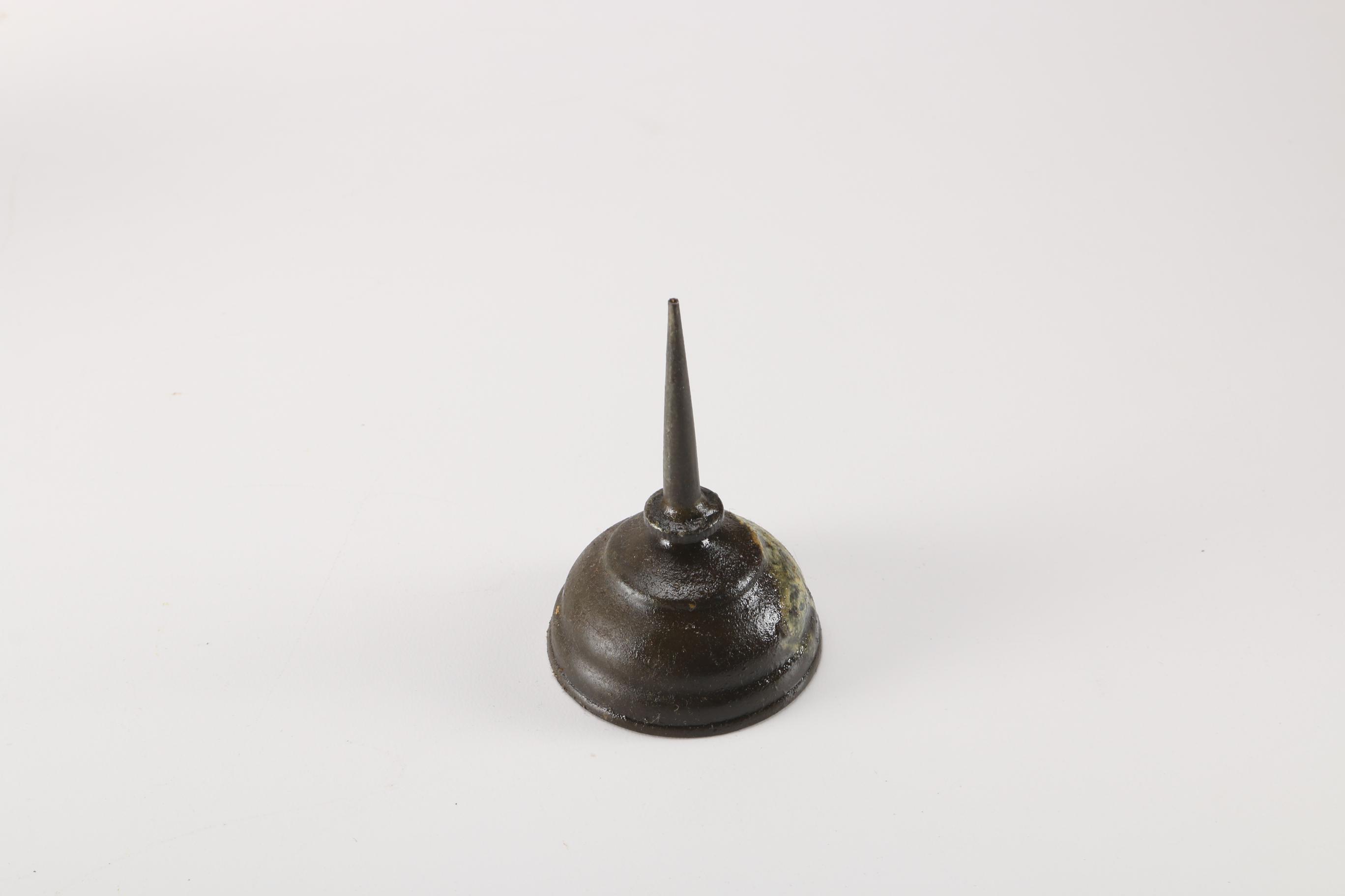 Vintage Oil Cans and Water Mister