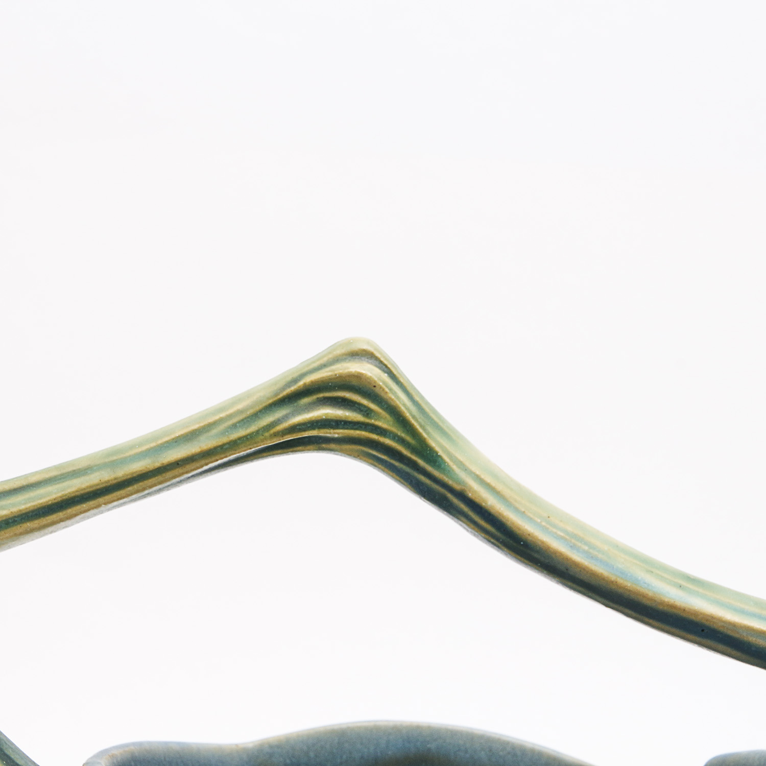 Roseville Bushberry Vase