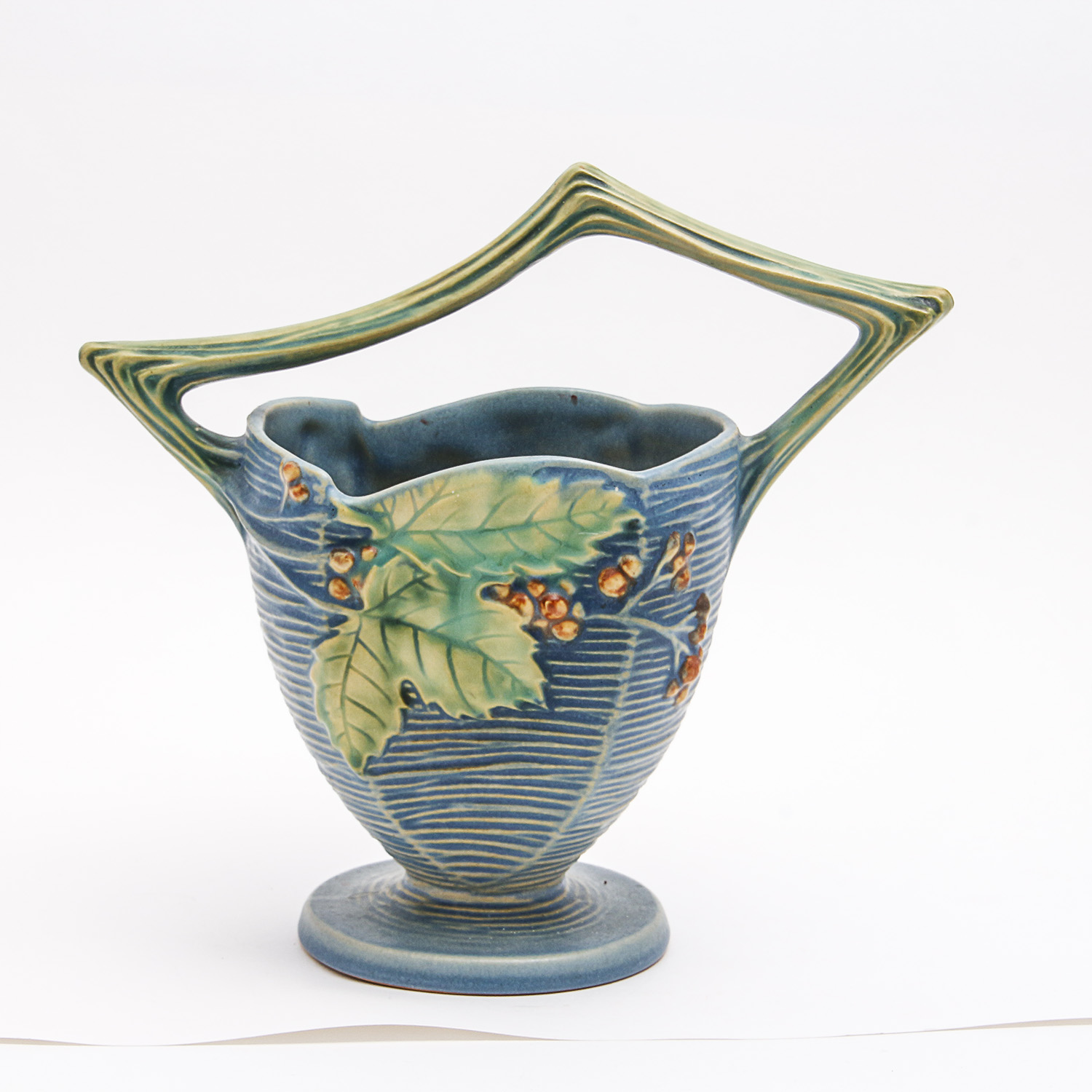 Roseville Bushberry Vase