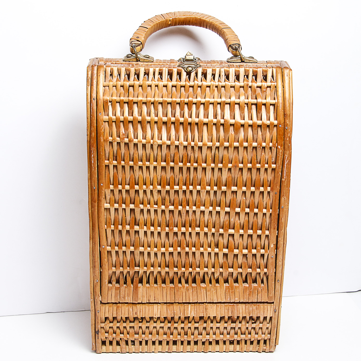 Wicker Wine Bottle Holder and Picnic Basket