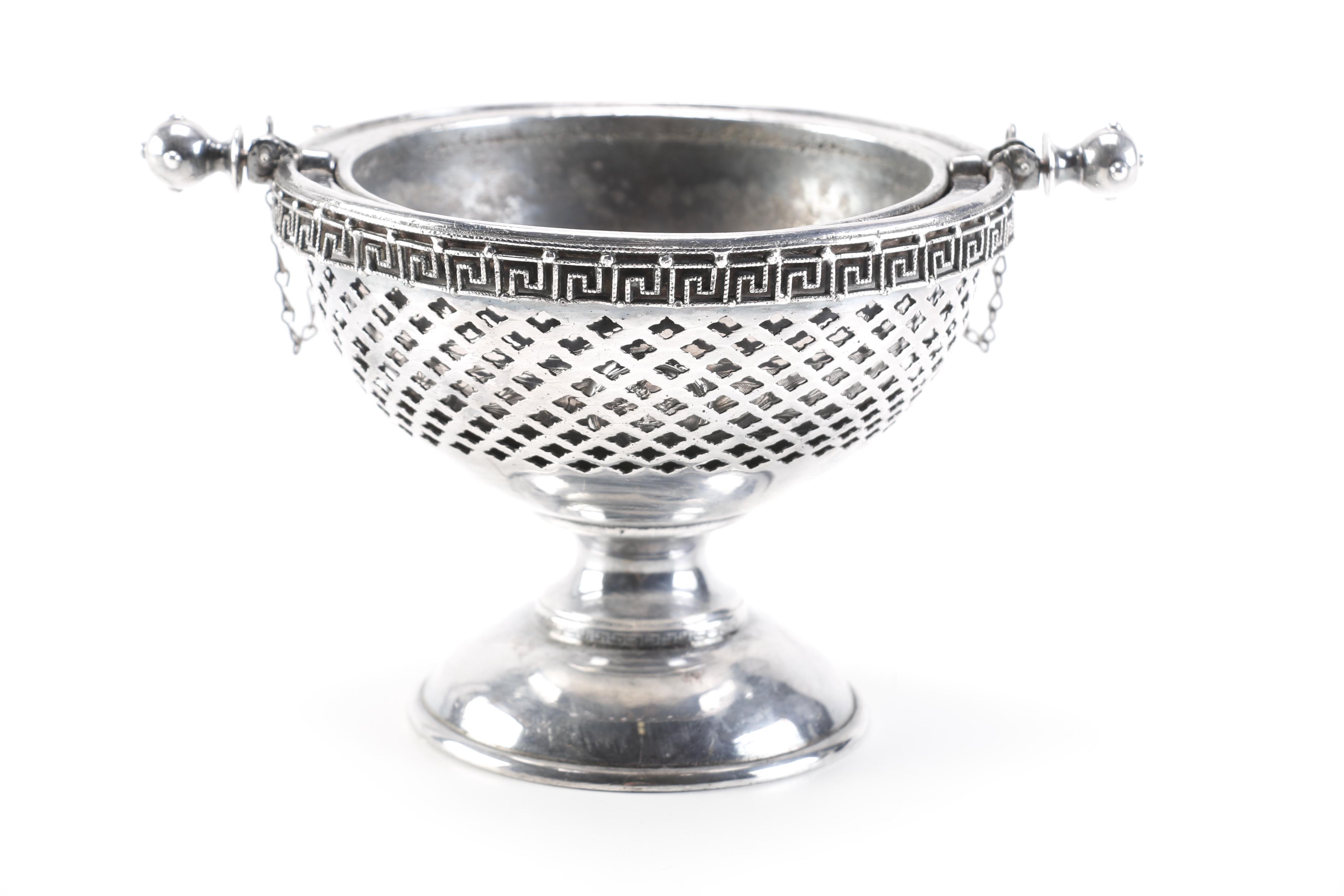 Silver Plate Tableware Featuring Kingsway Plate