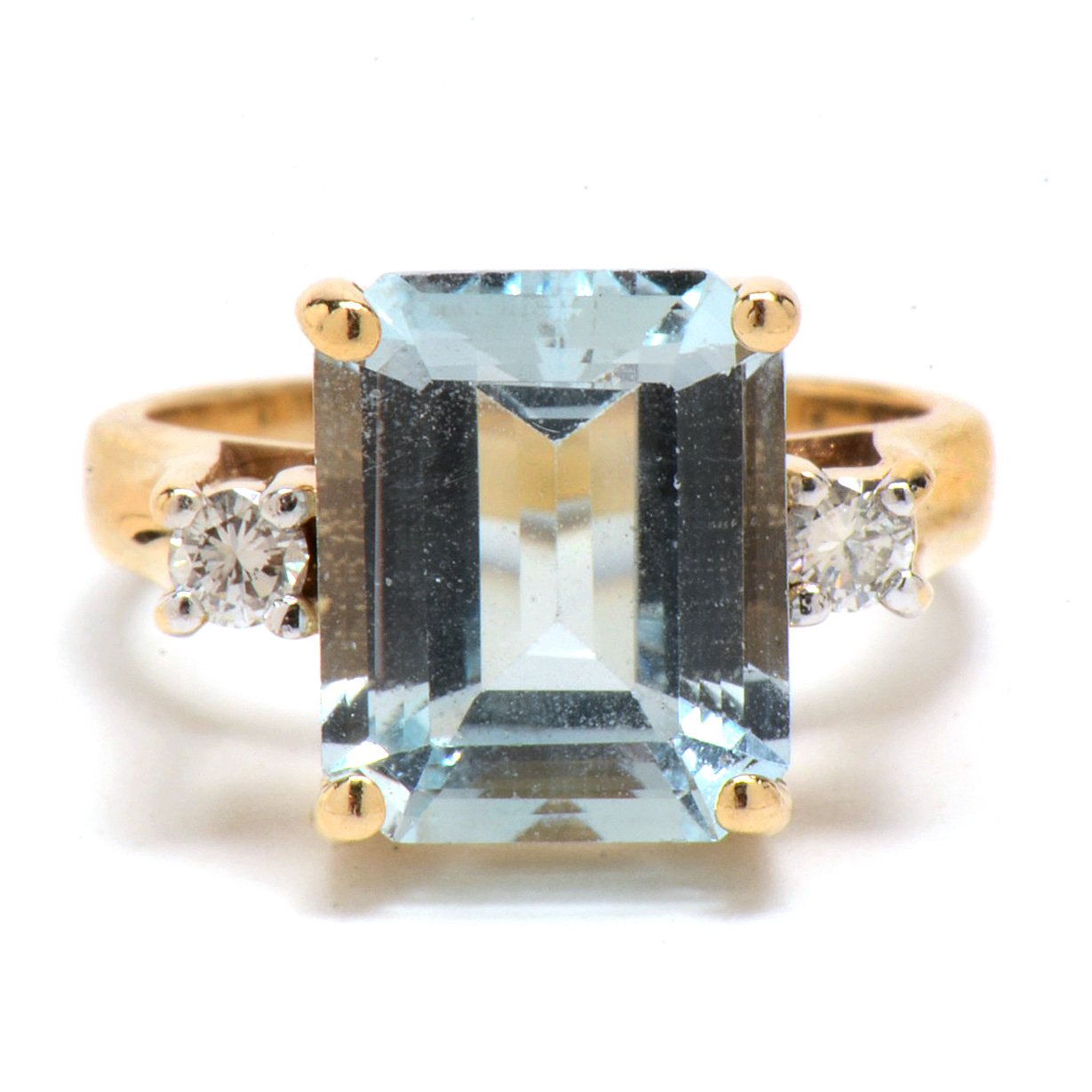 14K Yellow Gold 3.85 Carat Aquamarine and Diamond Ring