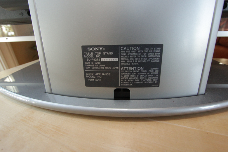 42" LCD Sony Wega Flat Screen Television