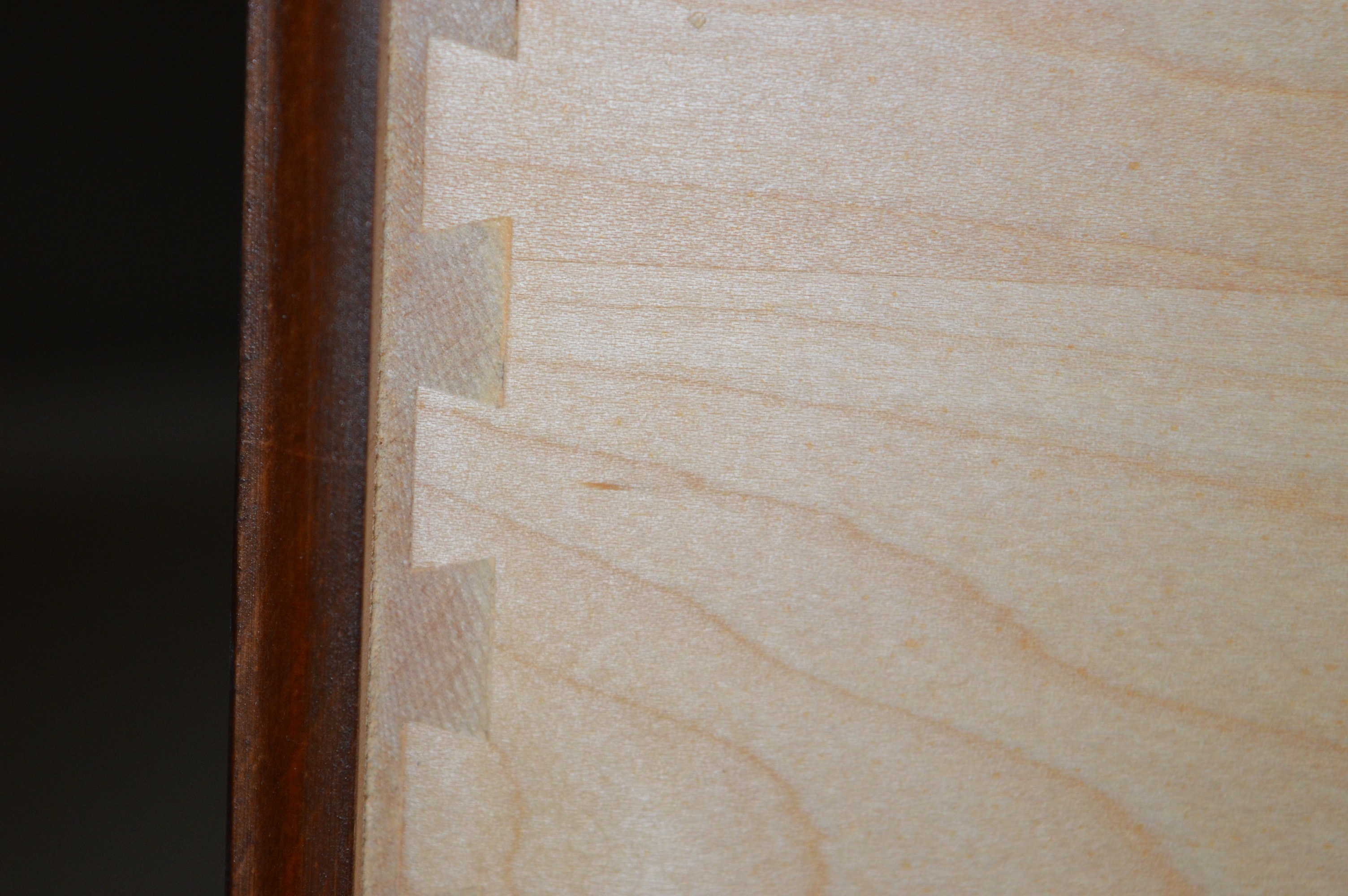 Ethan Allen "Country Crossings" Gentleman's Dresser