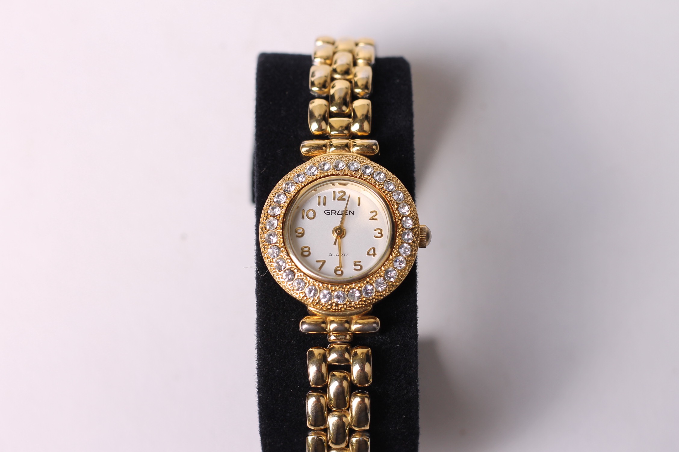 Gruen Women's Watch With Interchangeable Bezels