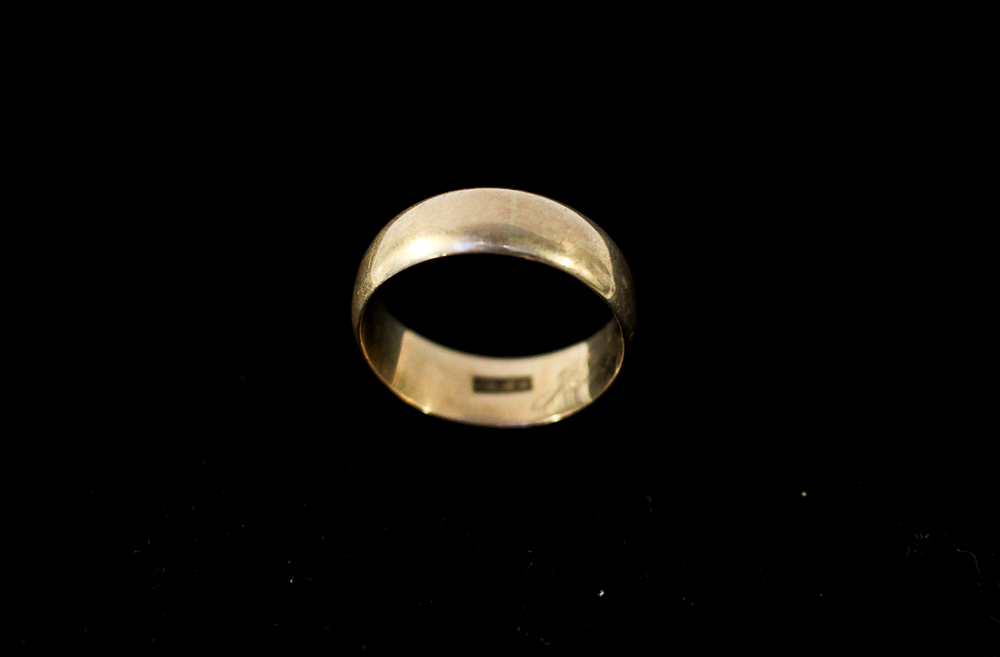 14K Gold Band Ring