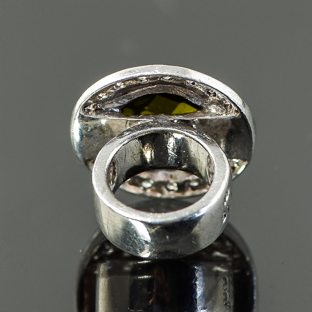 Kranz & Ziegler Sterling Silver and Peridot STORY Button