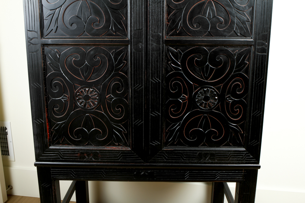 Wayborn Furniture Benfu Armoire